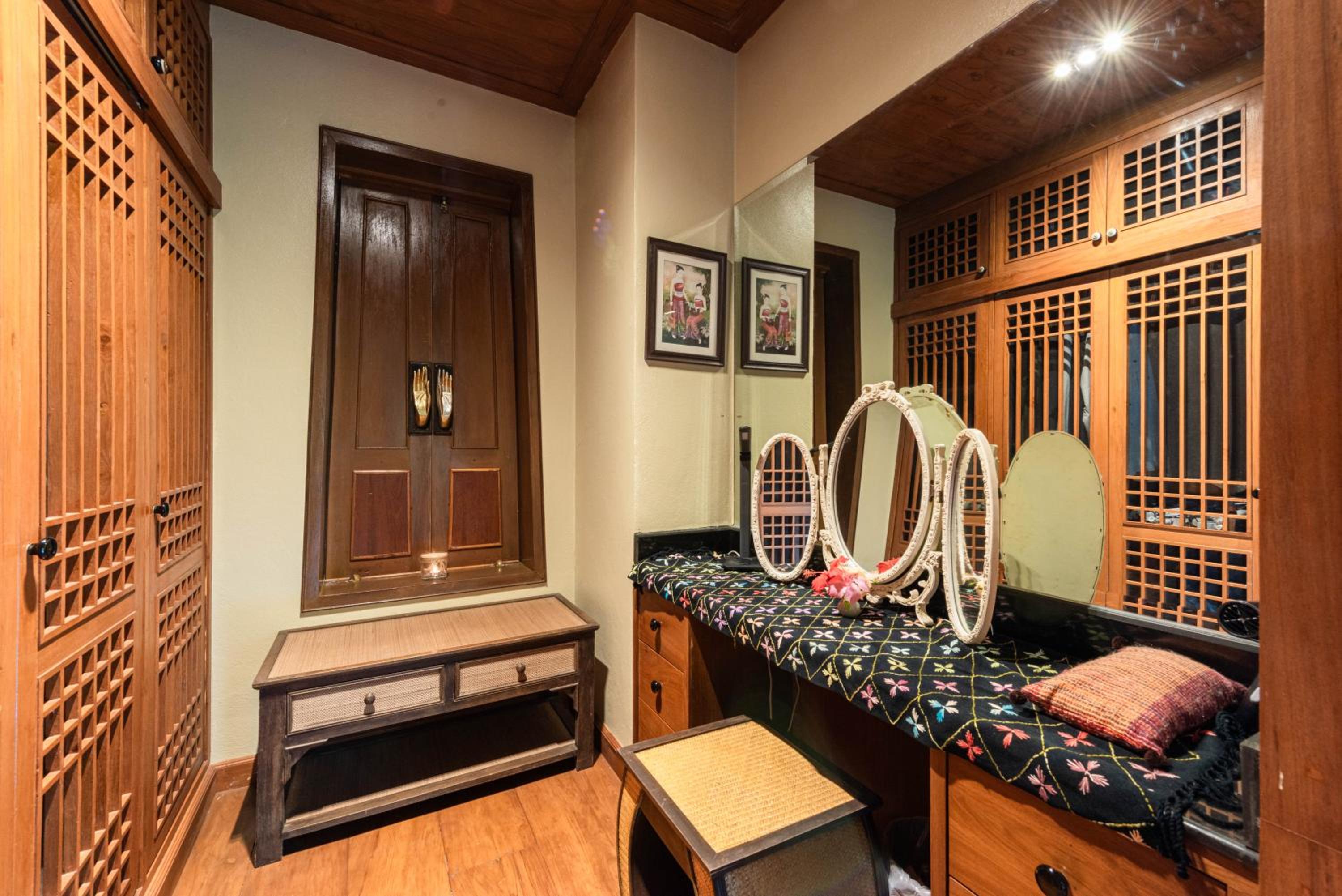 King Room with Spa Bath - Photo 11