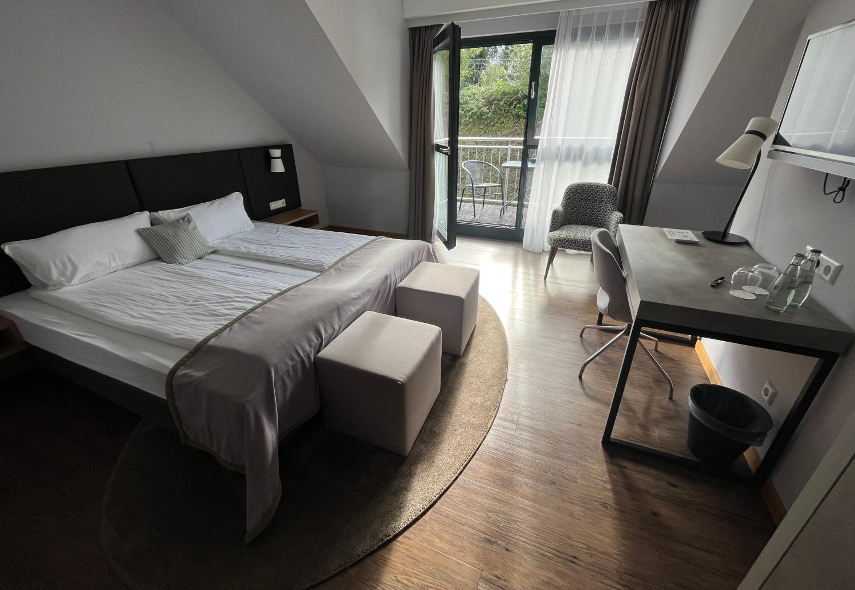Double Room with Balcony photo 2