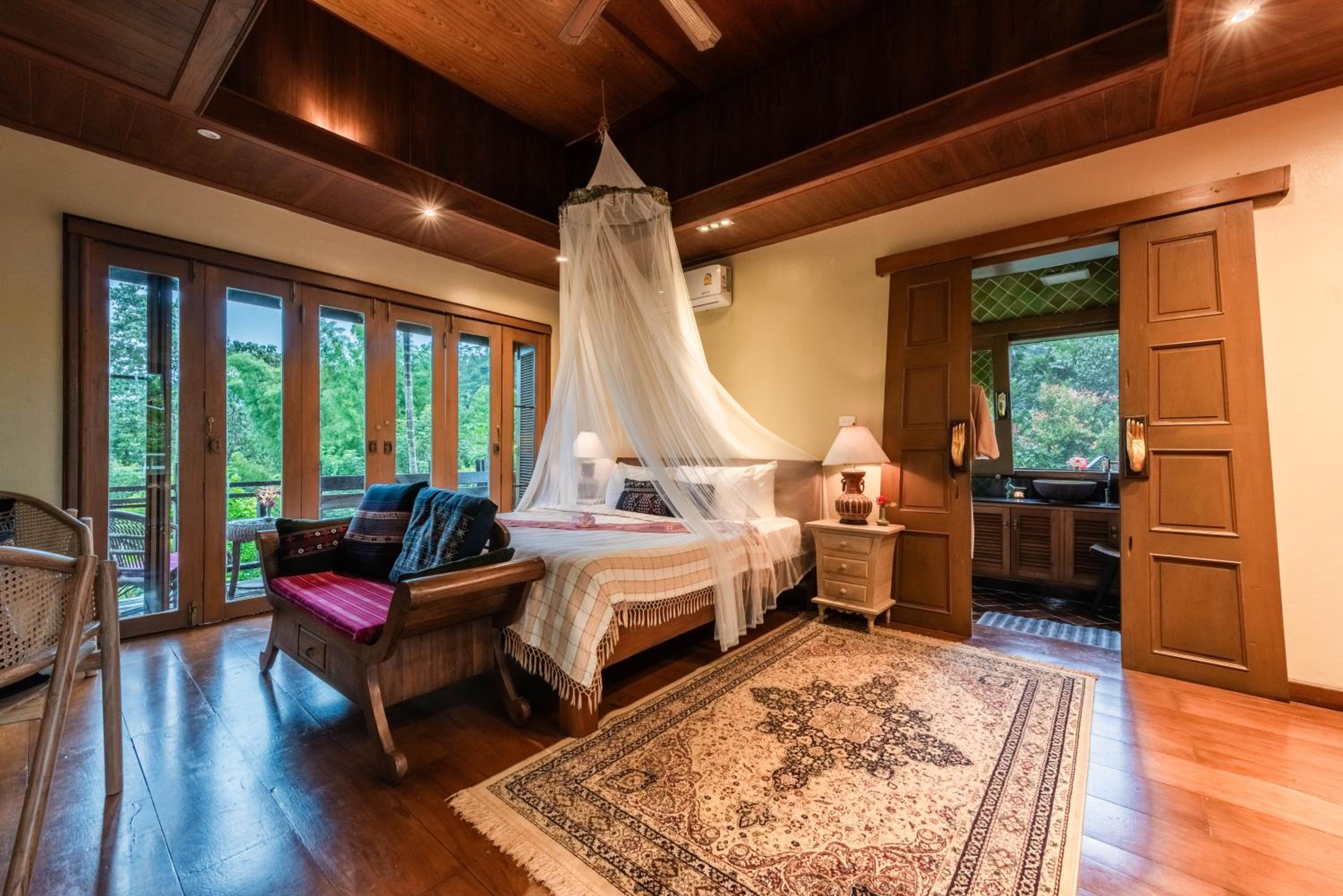Deluxe Double Room with Shower - Photo 7