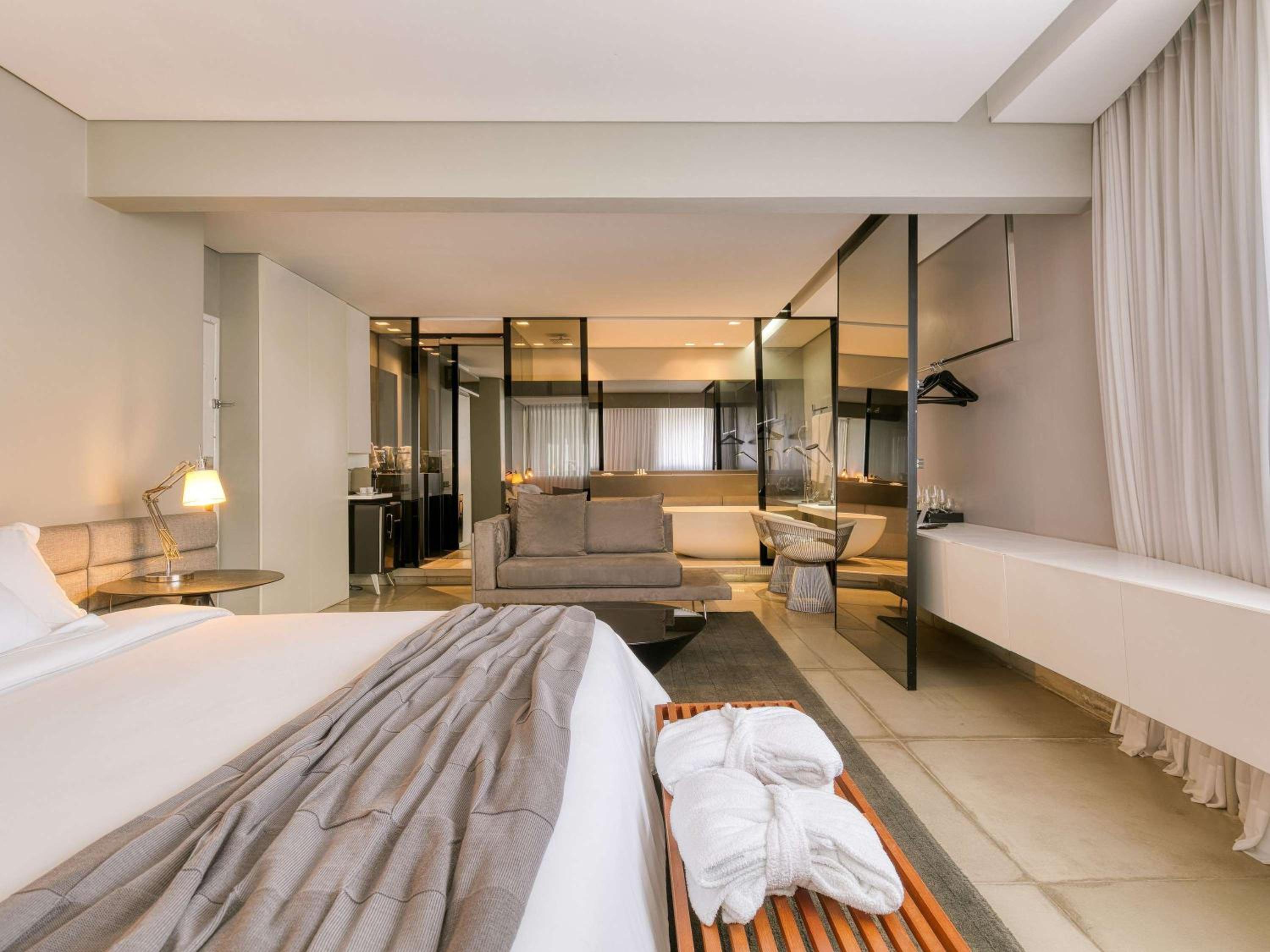 Mercure Belo Horizonte Vila da Serra — Junior King Suite