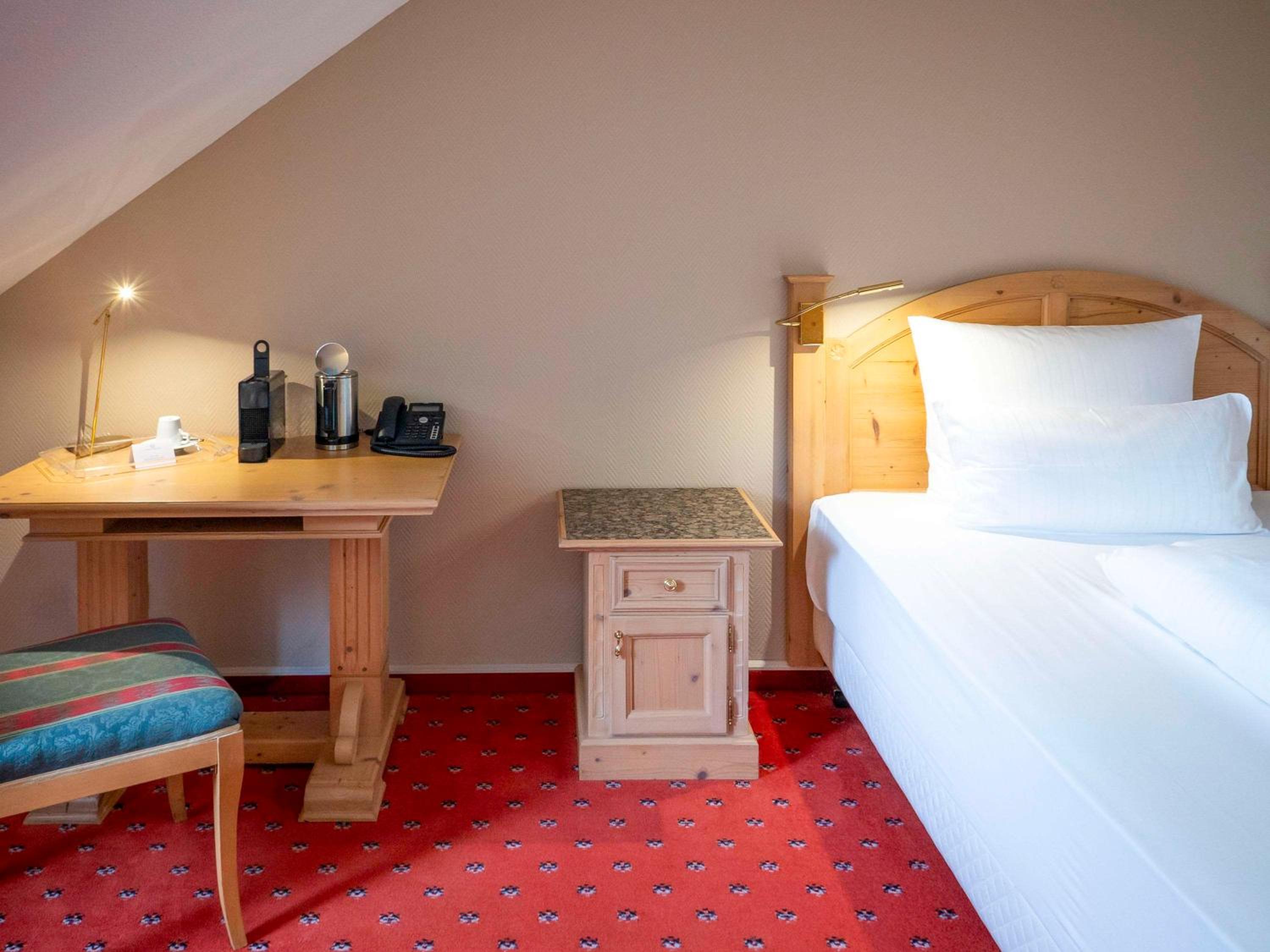 Executive Queen Room photo 3