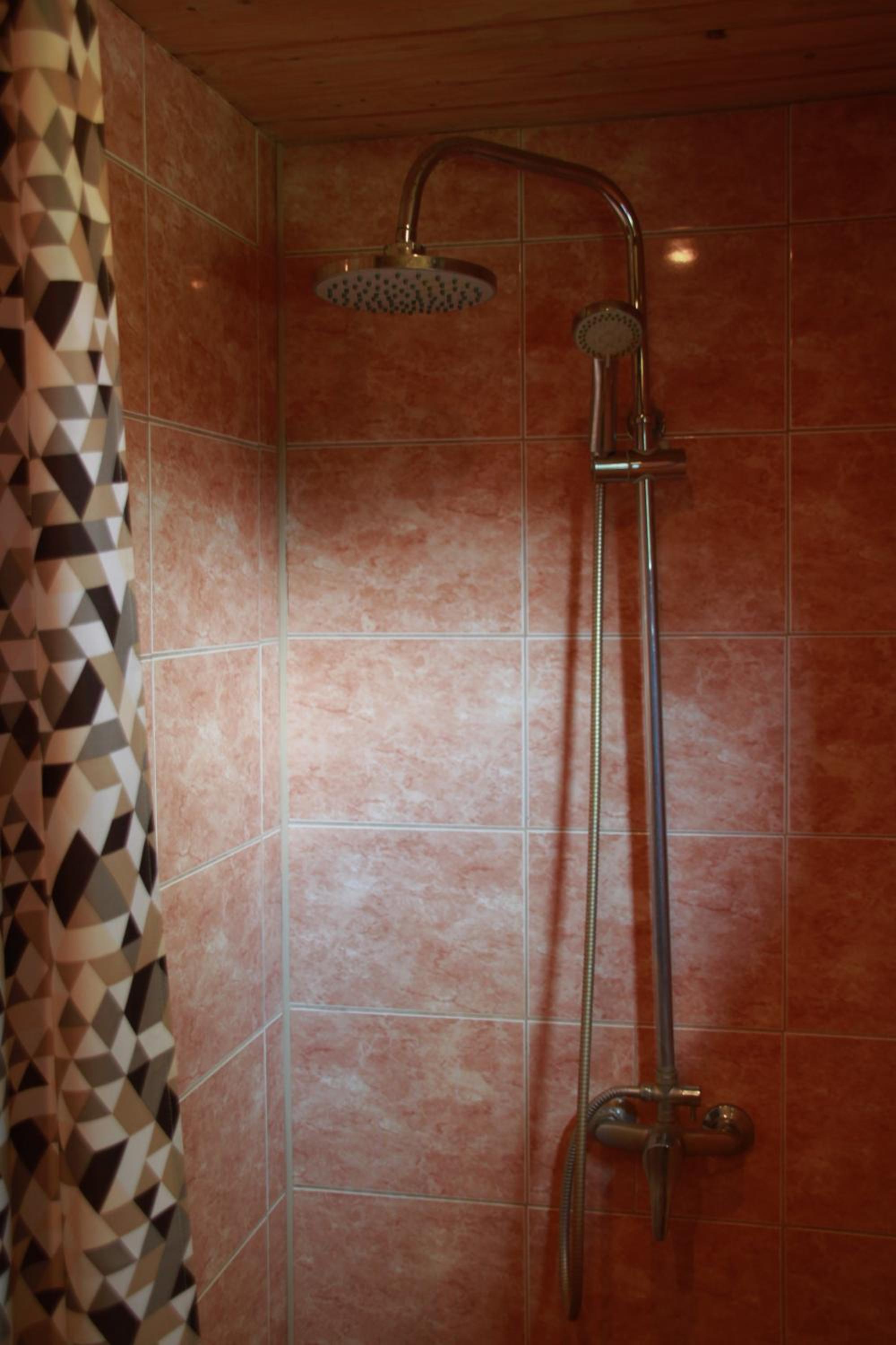 One-Bedroom House - Photo 23
