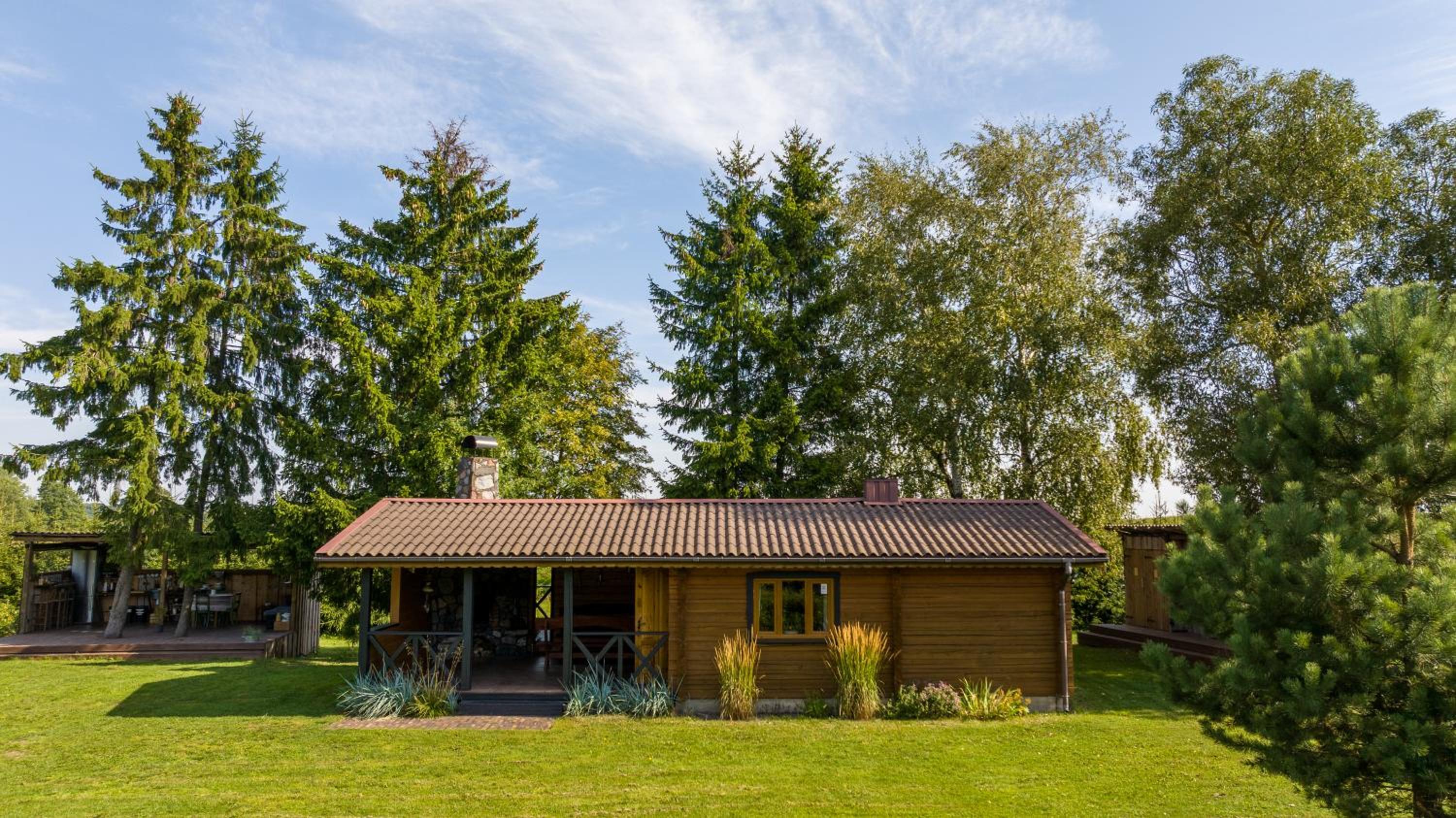 One-Bedroom House - Photo 4