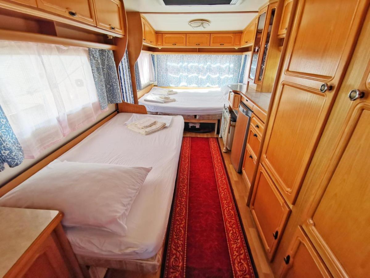 Caravan photo 1