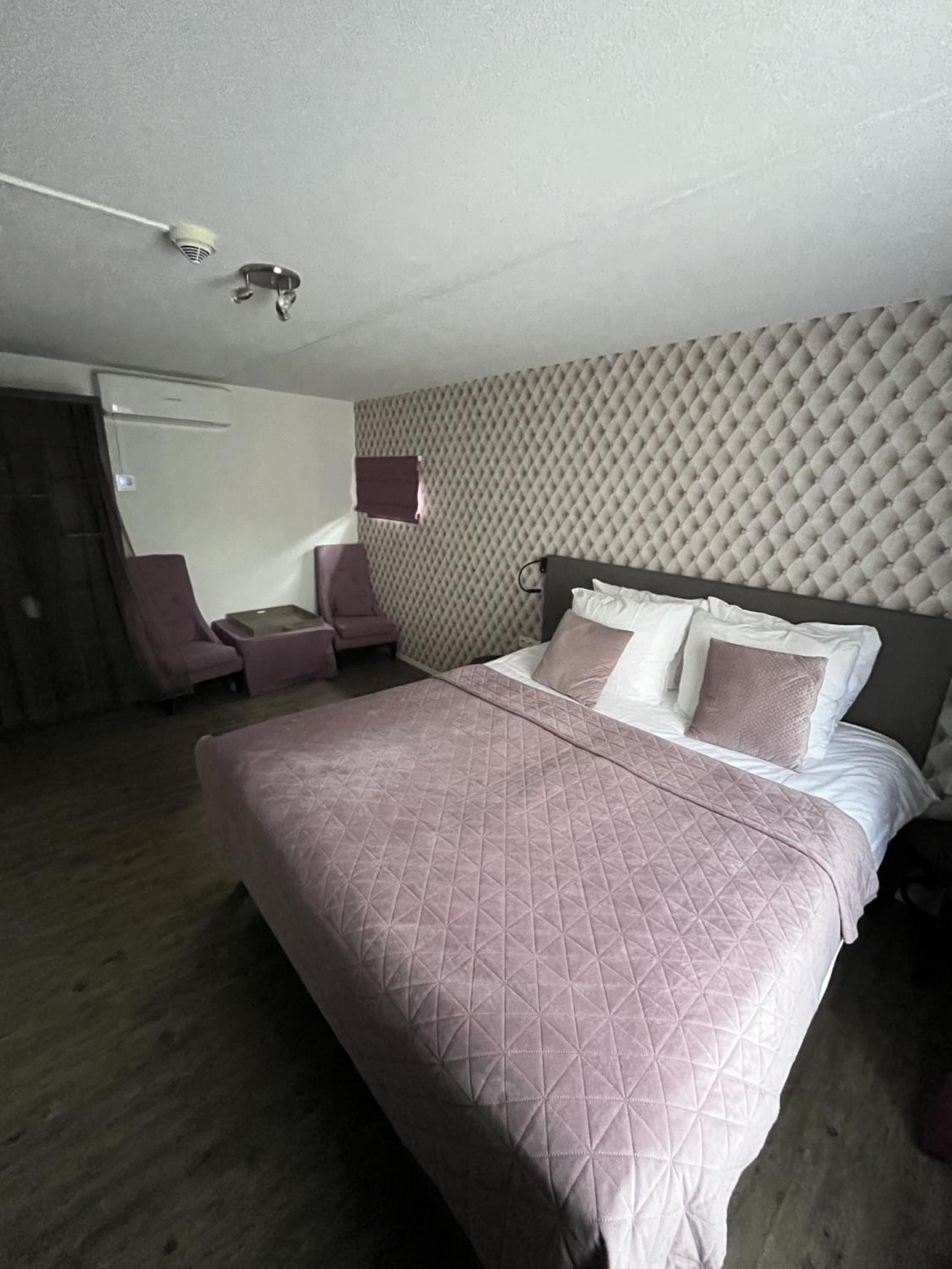 Superior Double Room - Photo 7
