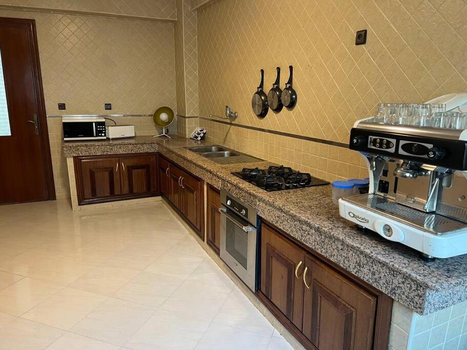 Three-Bedroom Apartment photo 2
