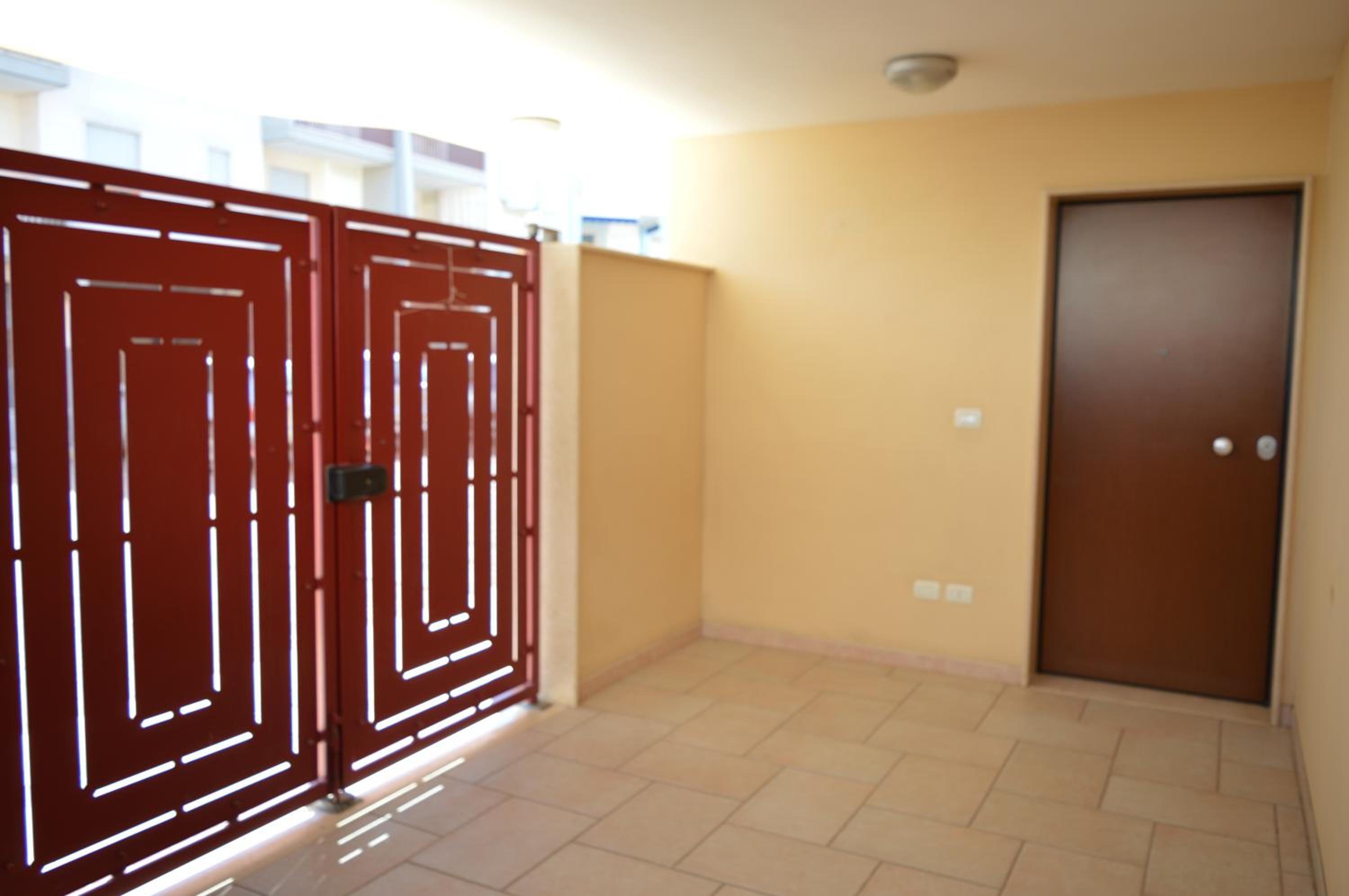 Two-Bedroom House - Photo 7