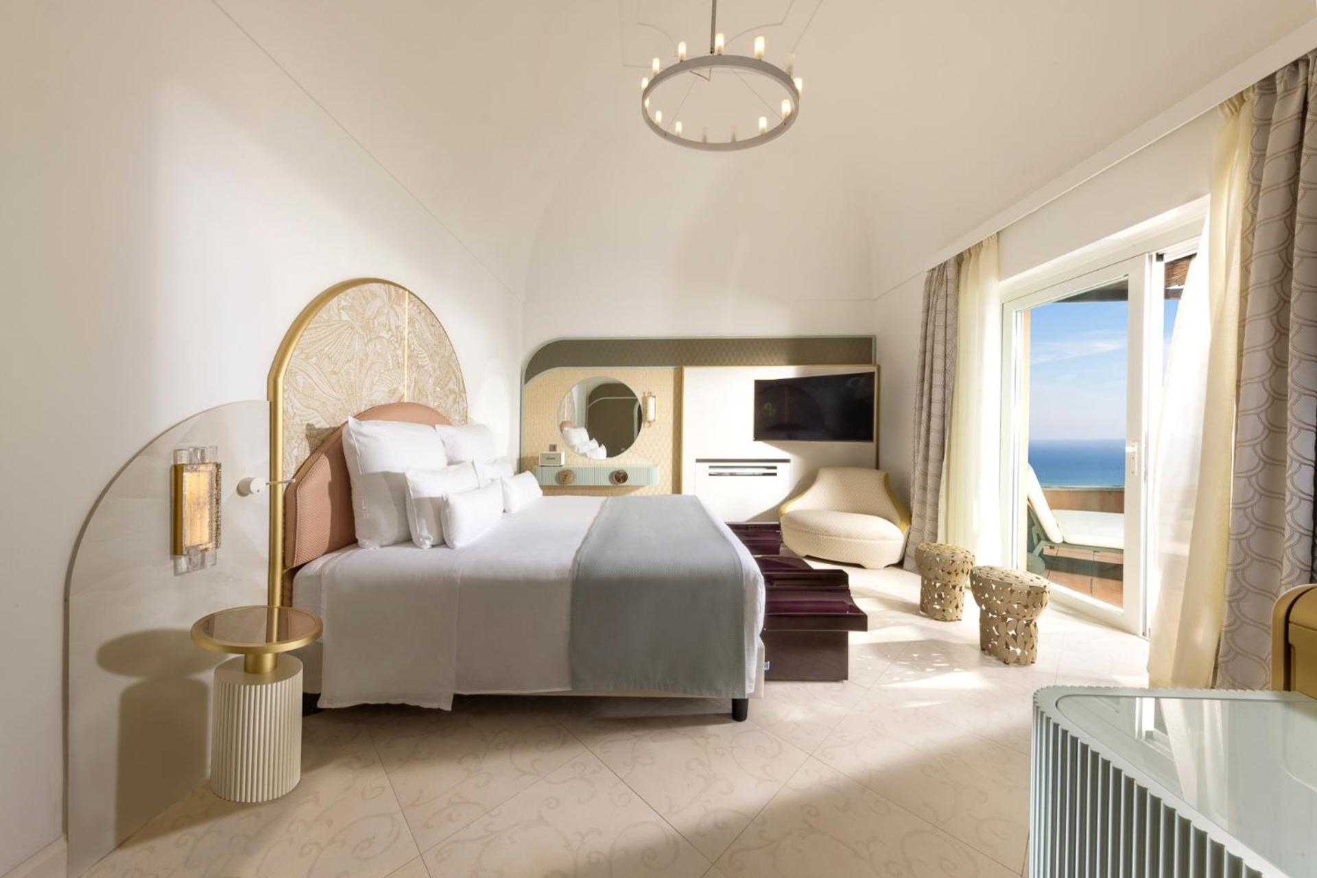 Deluxe Double Room with Sea View - Photo 1