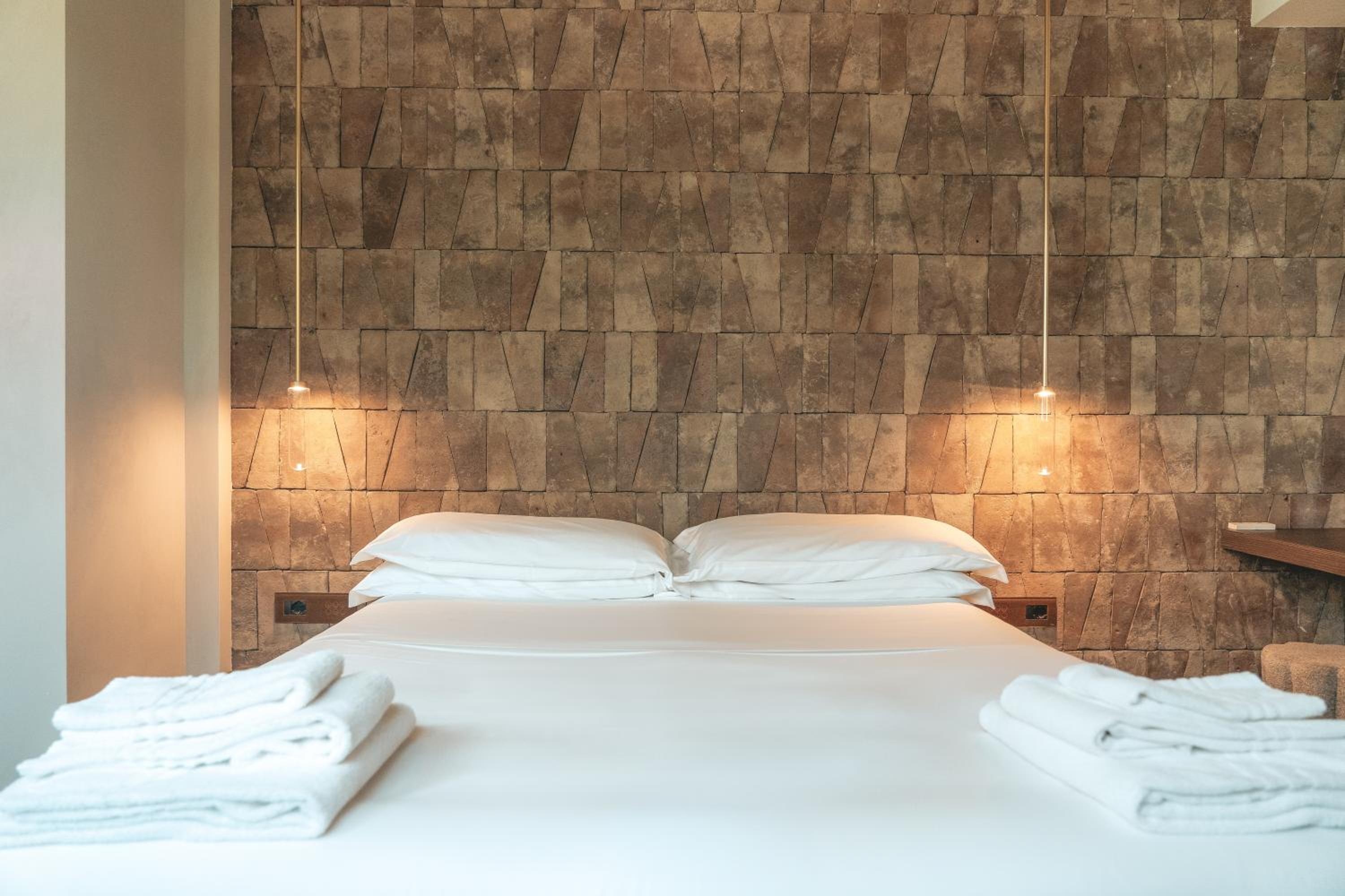 Junior Suite with Pool Access photo 1