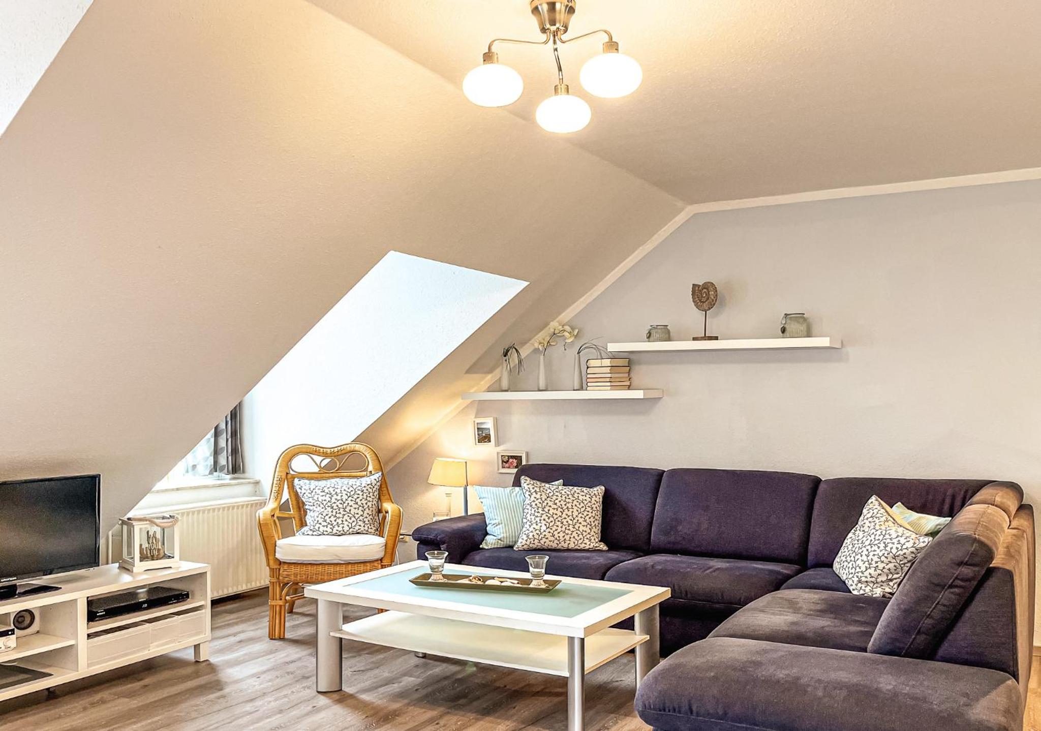 Apartment with Balcony photo 1