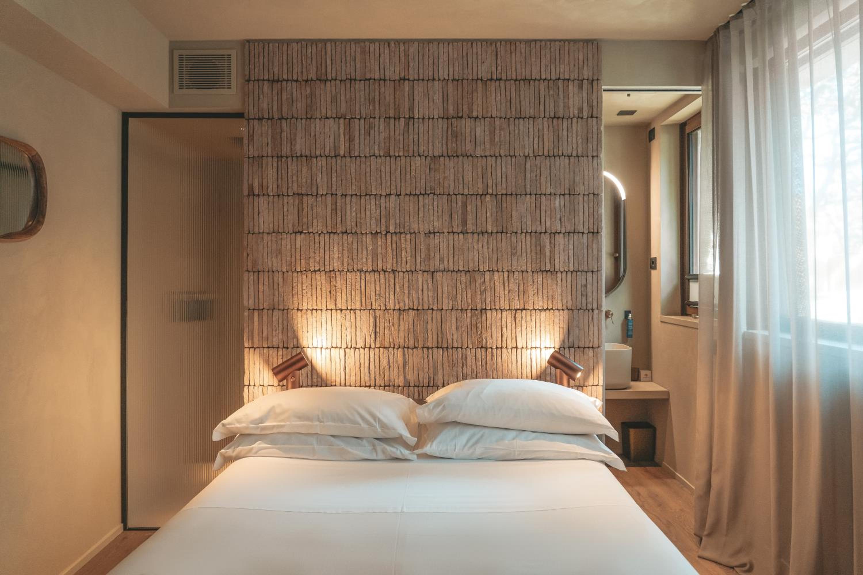 Standard Double Room photo 1