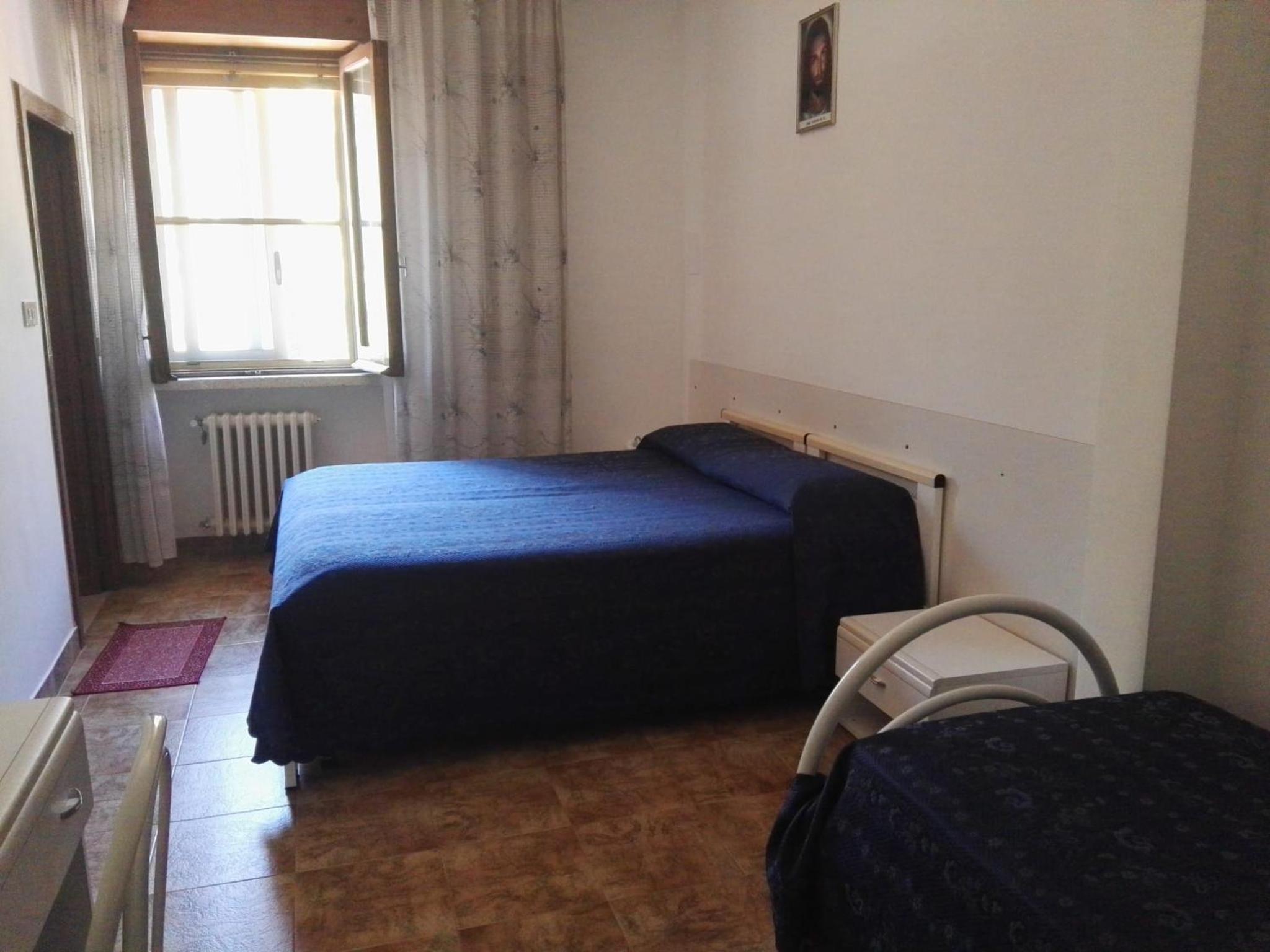 Triple Room - Photo 2