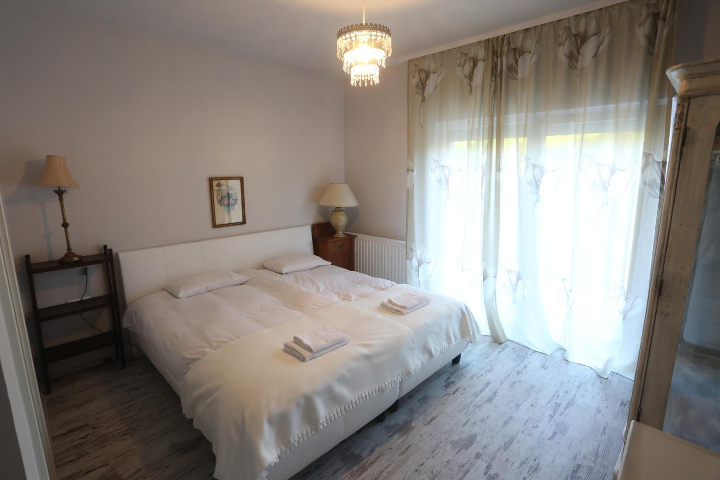 Double Room - Photo 1