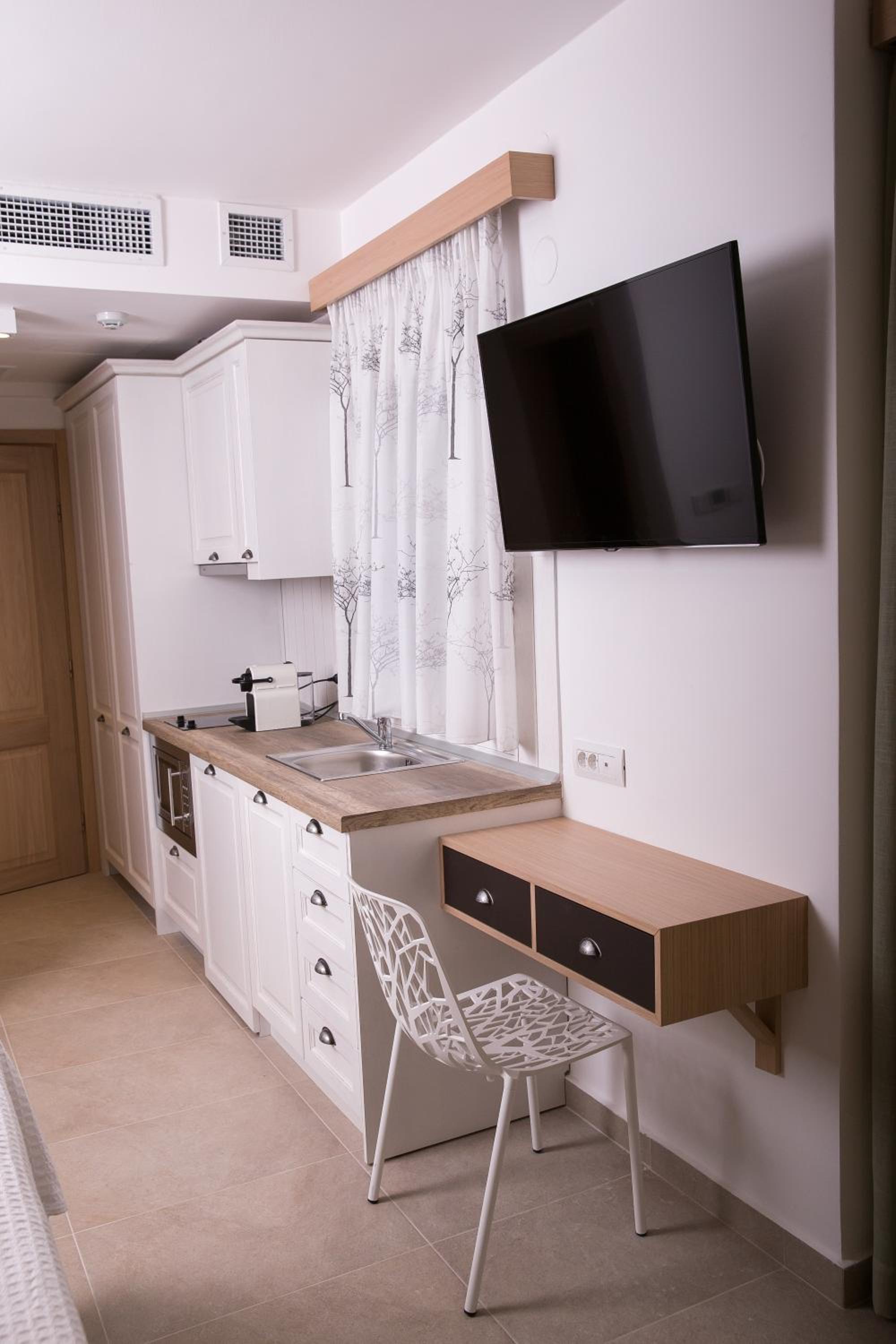 Apartment with Sea View (Telegonus) photo 2