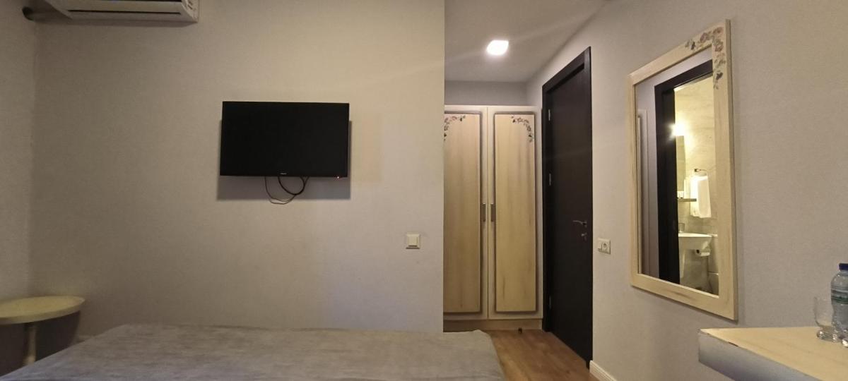 Standard Double Room photo 2