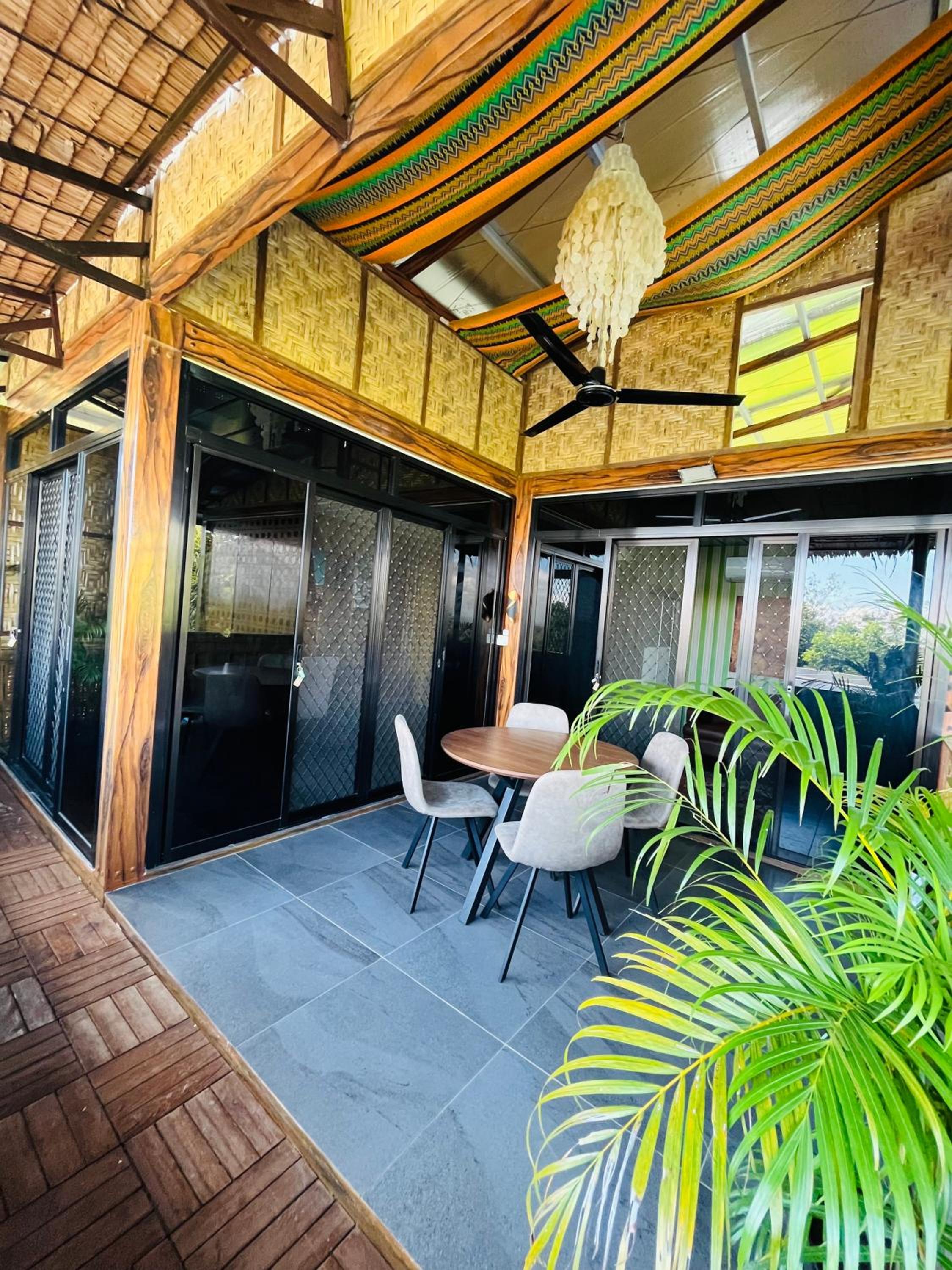 King Room with Sea View - Photo 4