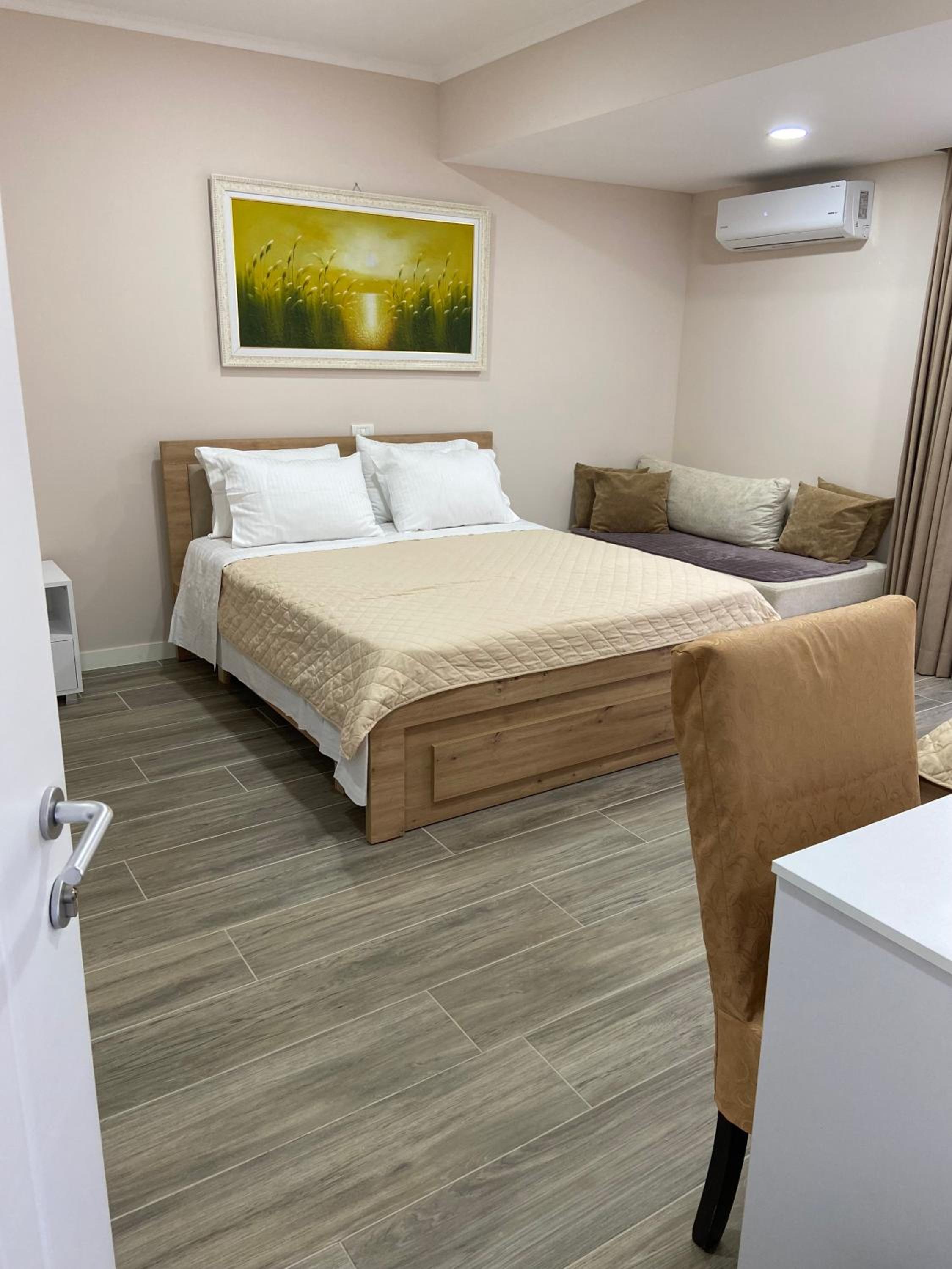 Family Room with Mountain View