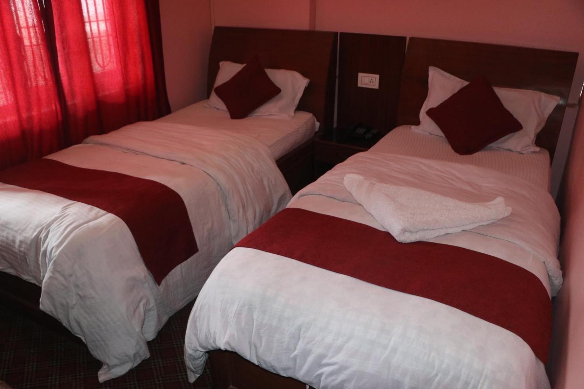 Double or Twin Room photo 2