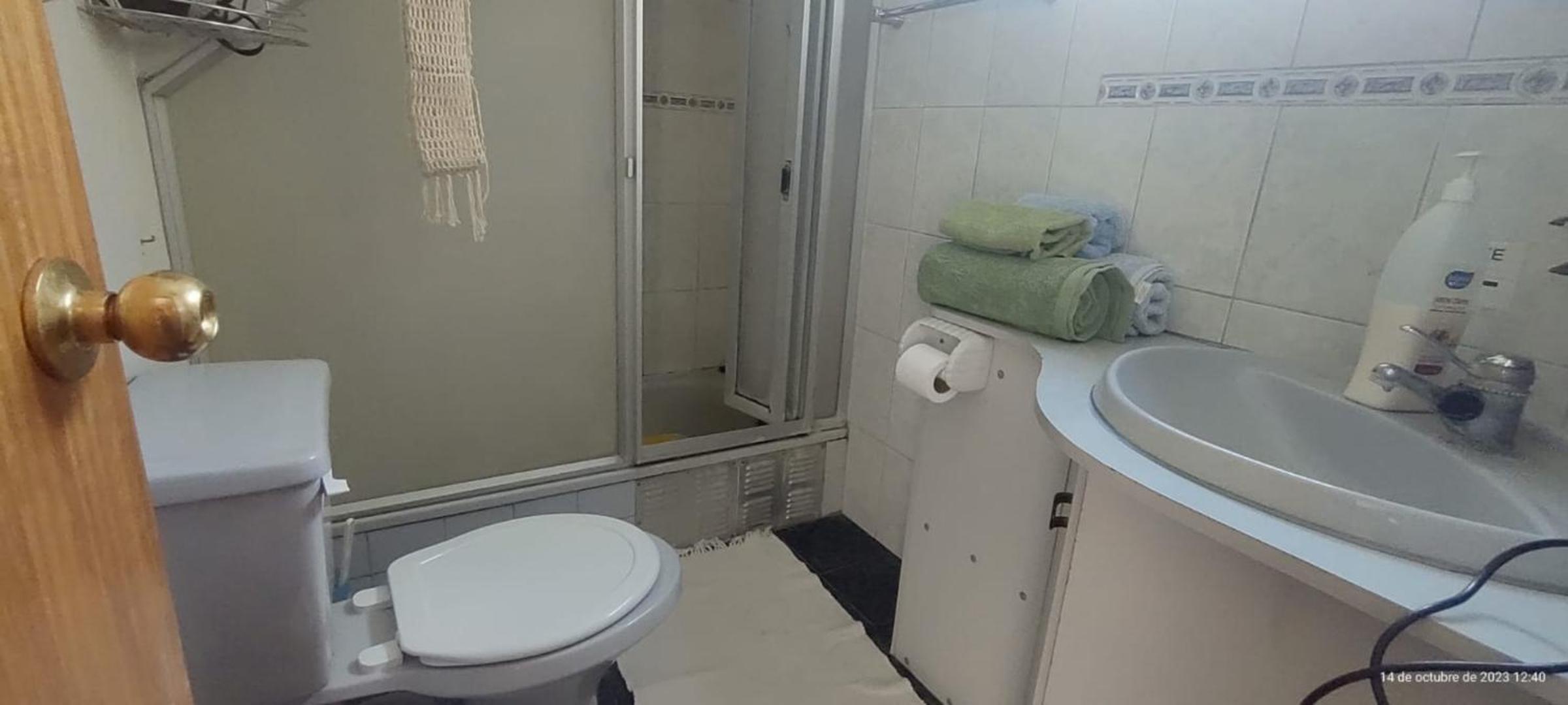 Double Room With Private Bathroom photo 2