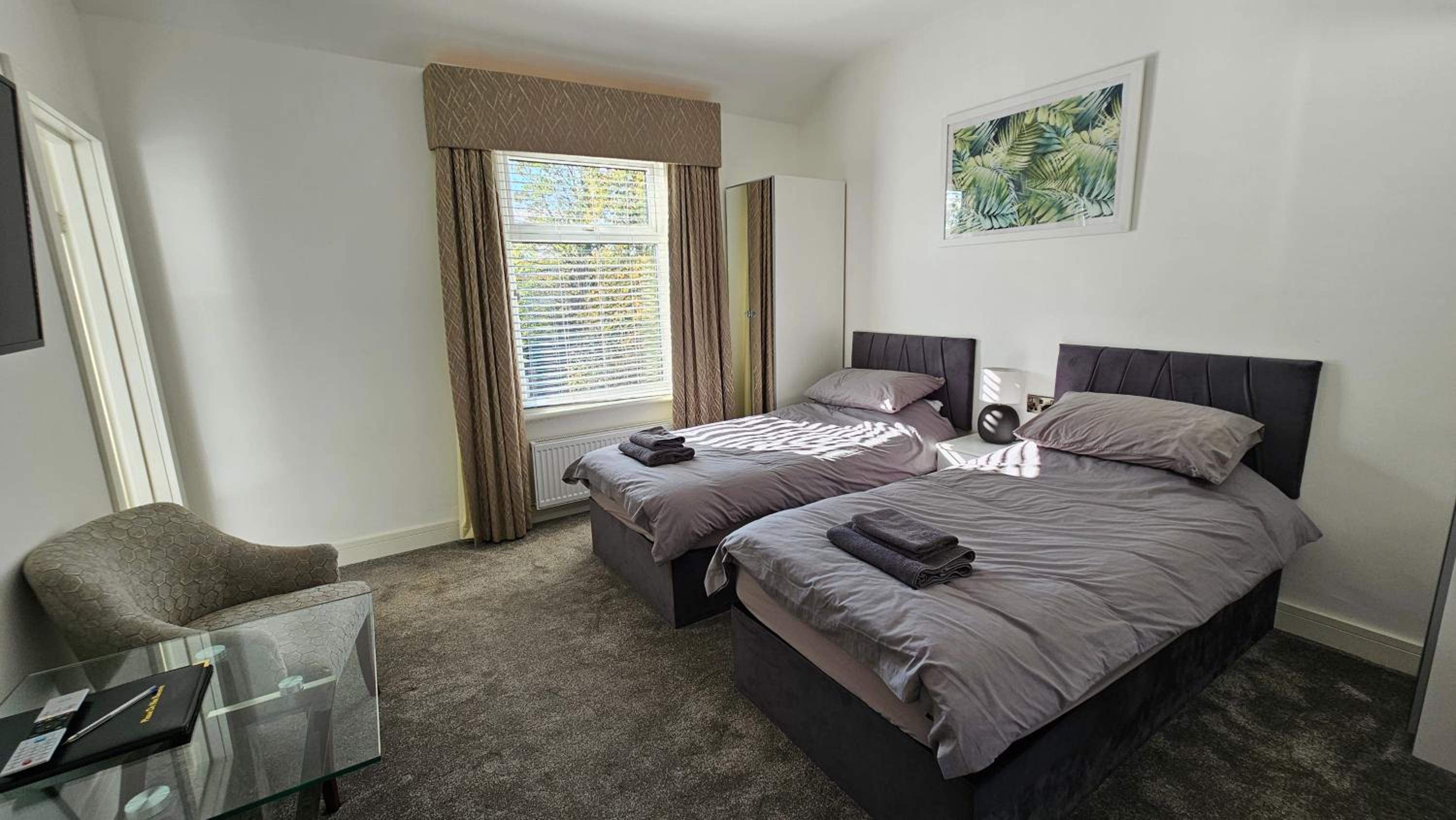 Standard Twin Room photo 2