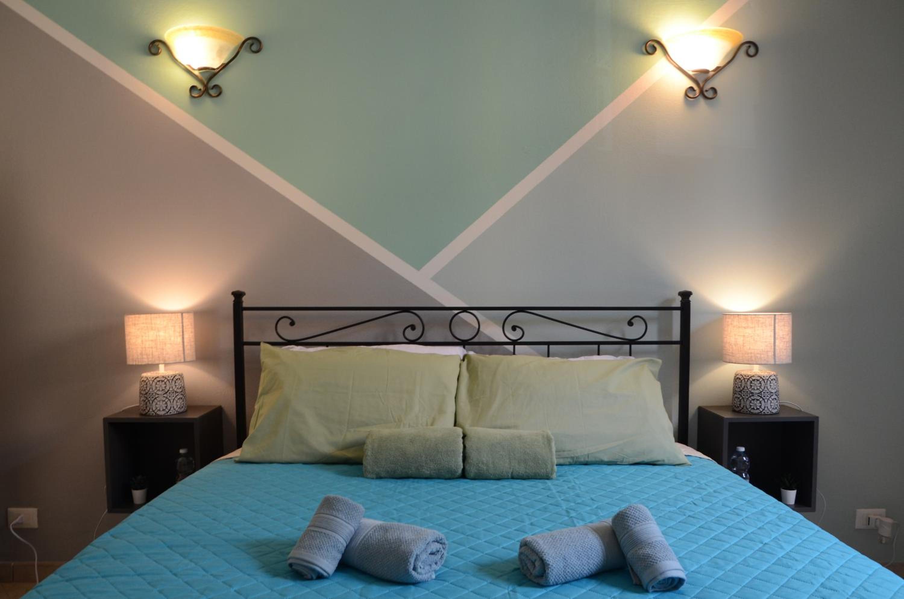 Double Room With Shared Bathroom