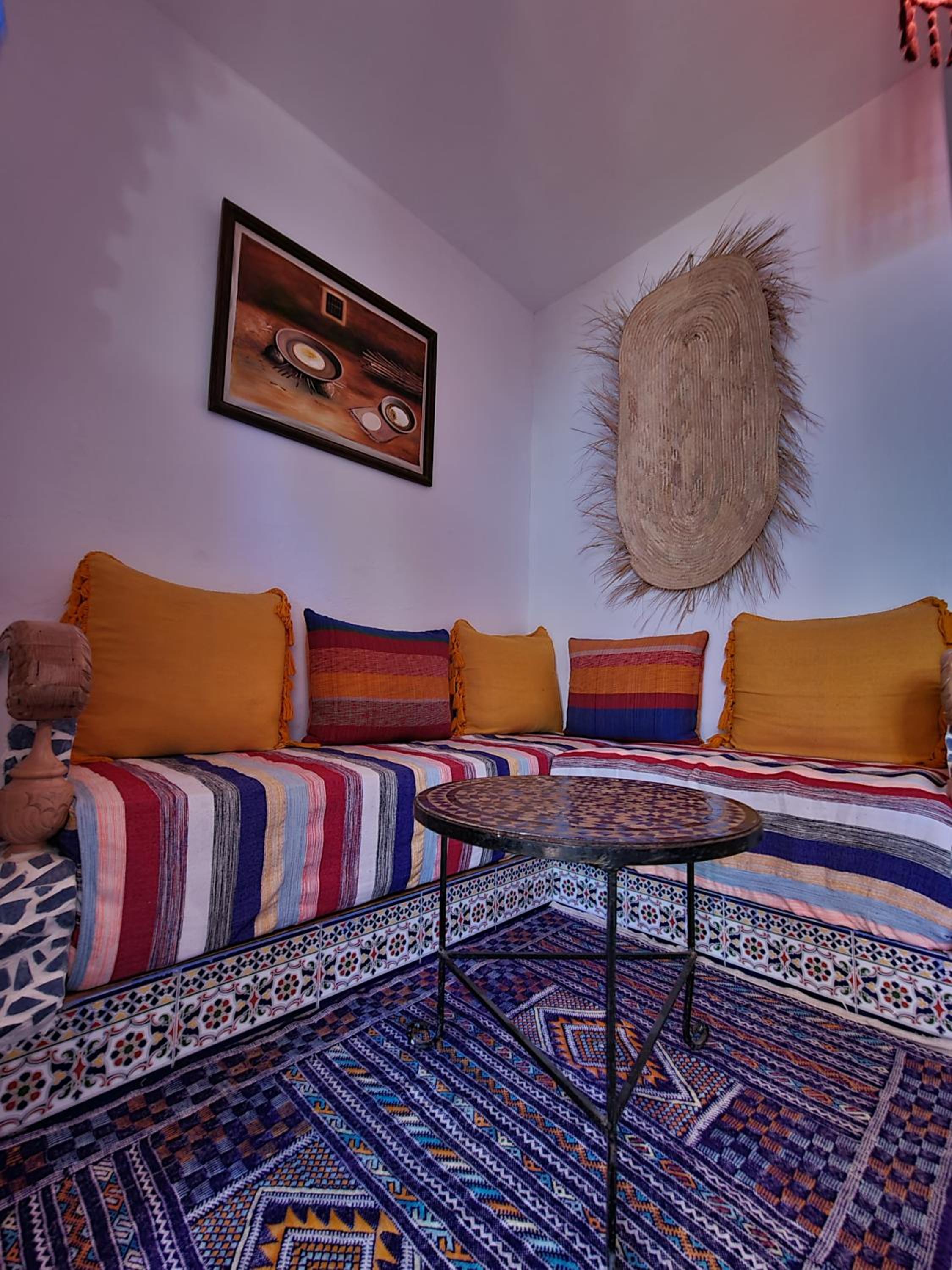 Large Twin Room - Photo 4