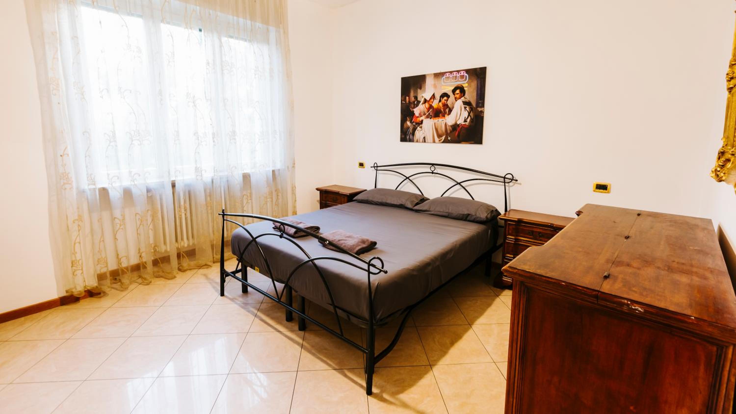Standard Double Room with Shared Bathroom