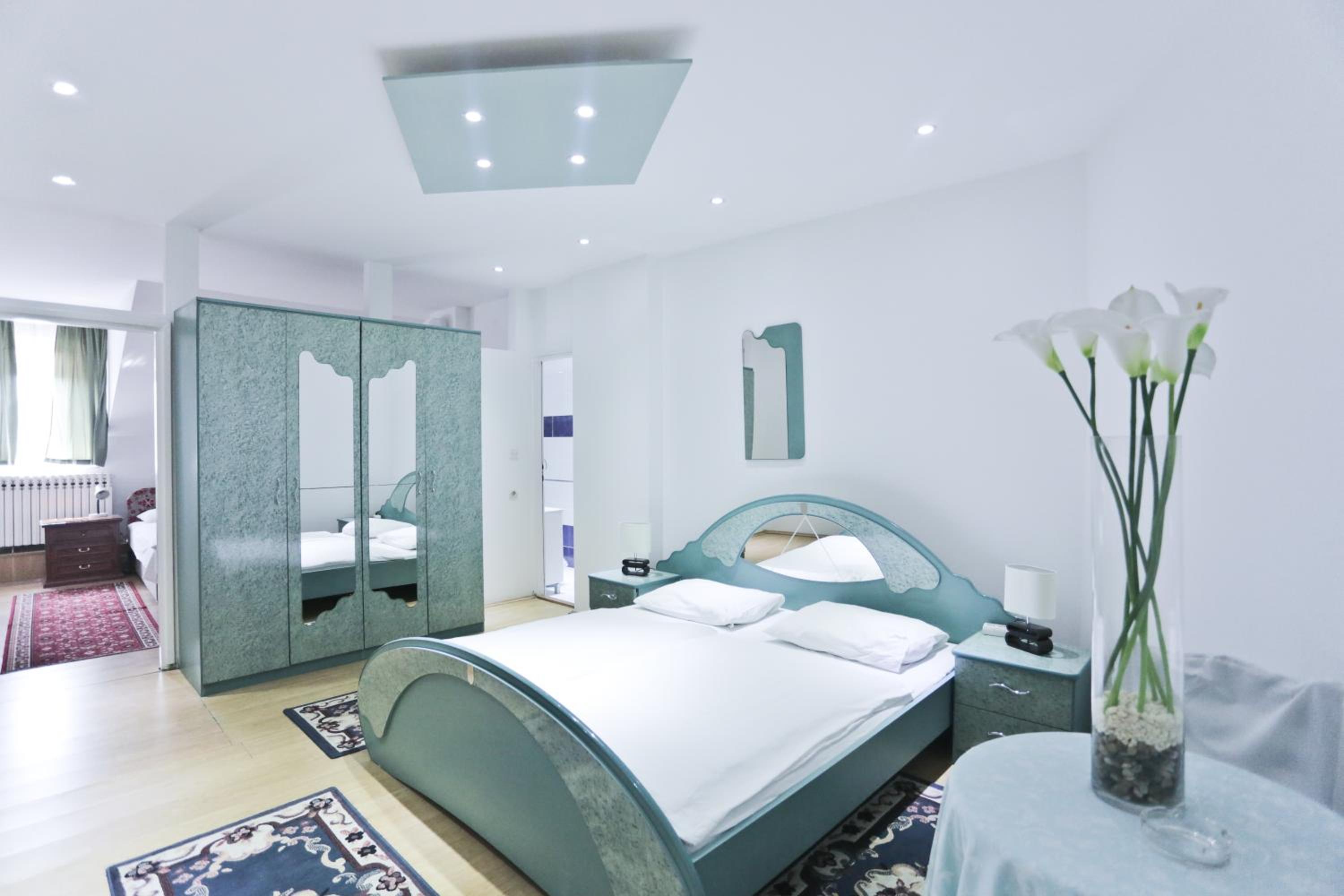 Quadruple Room - Photo 1