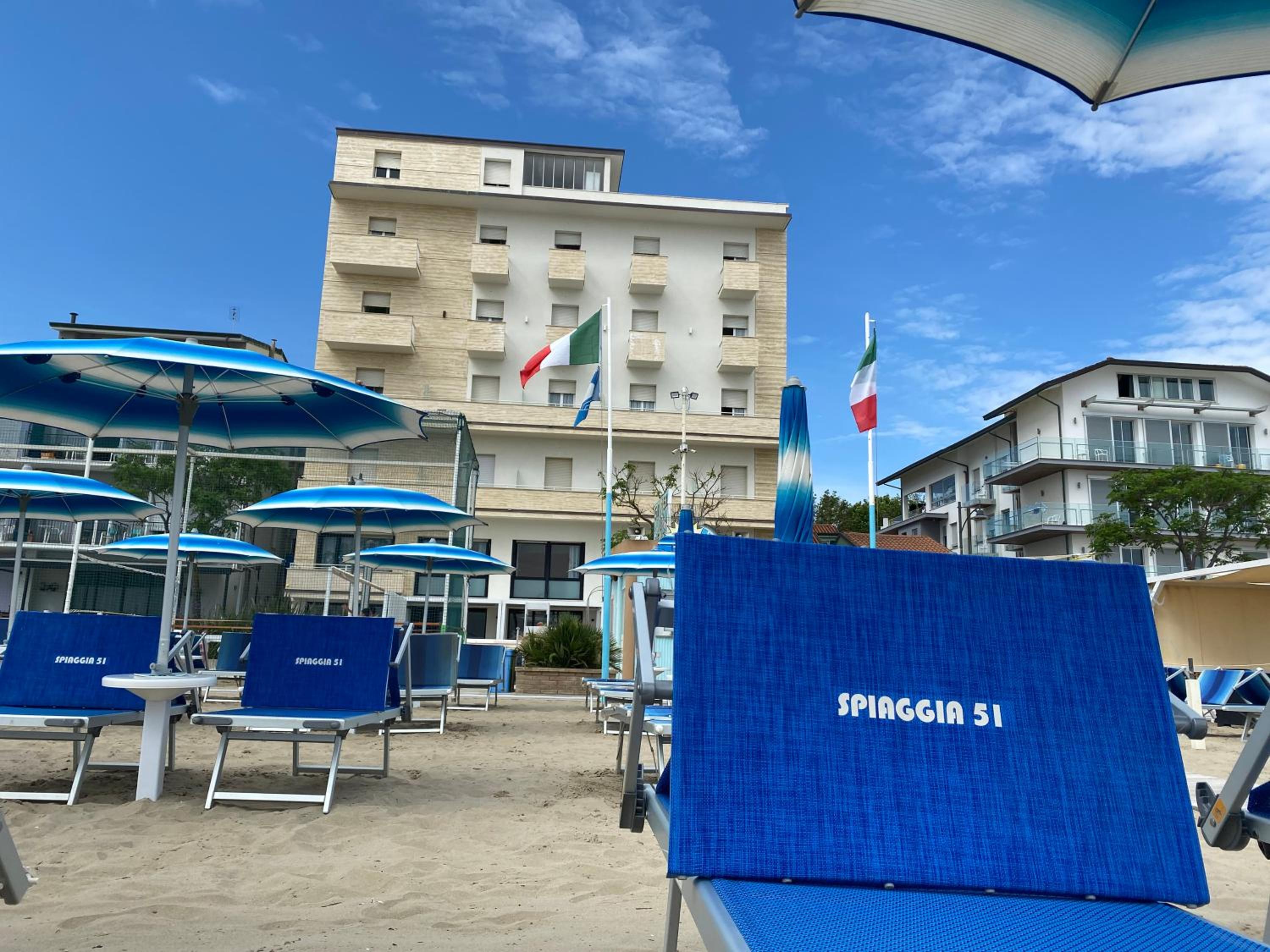 Triple Room with Sea View - Photo 4