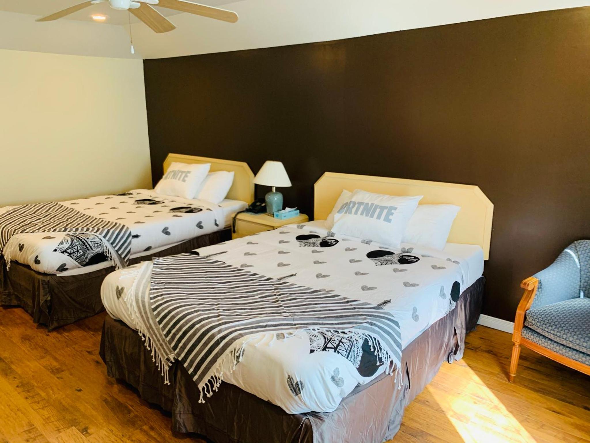 Queen Room - Photo 2