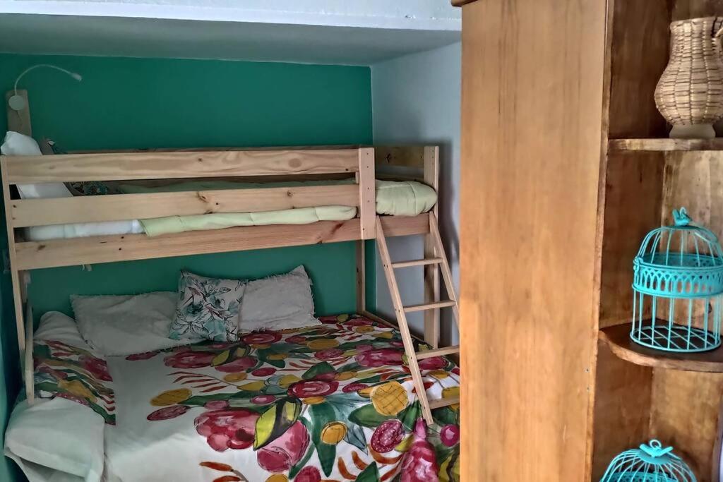 Casa de tres habitaciones