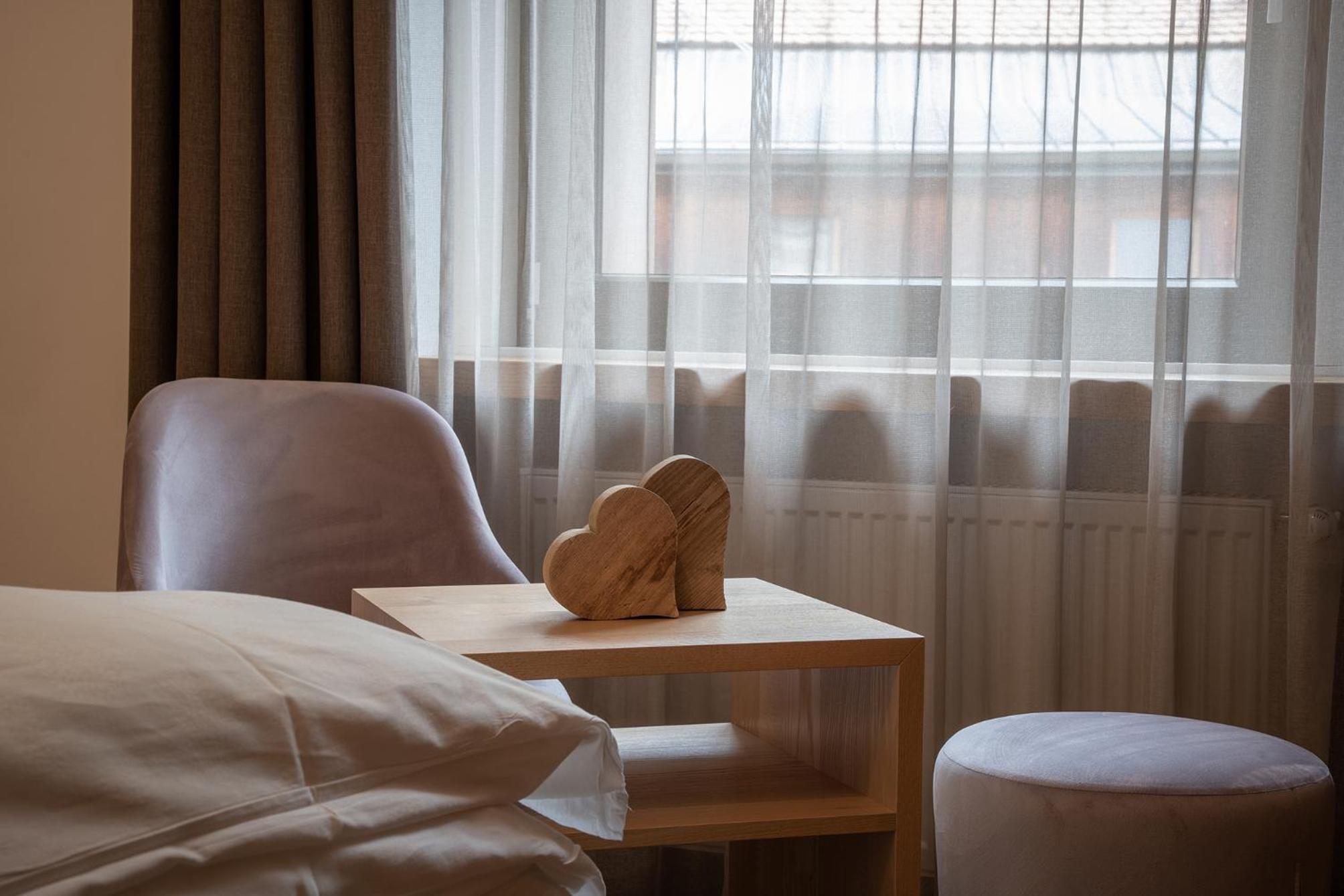 Standard Double or Twin Room - Photo 3