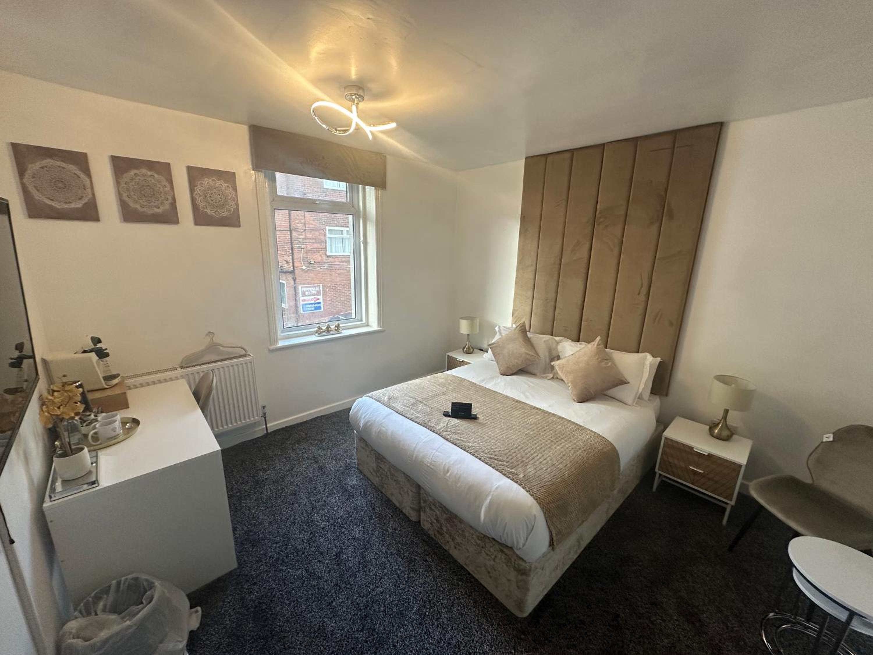 Deluxe Single Room