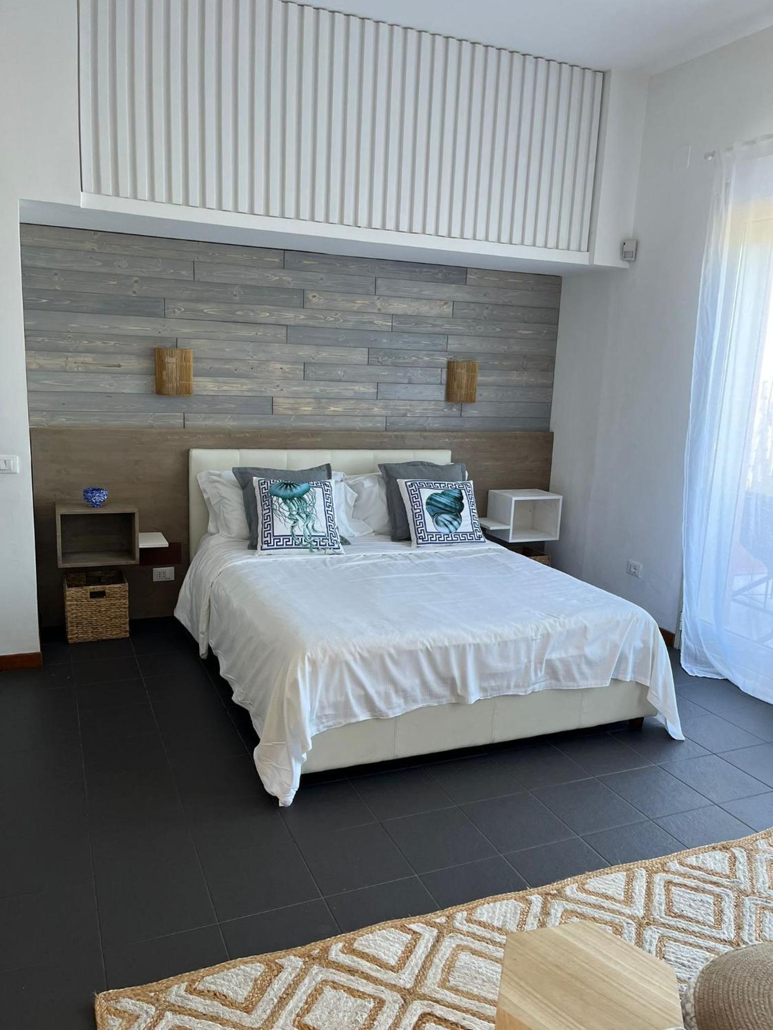 Junior Suite with Sea View - Photo 1