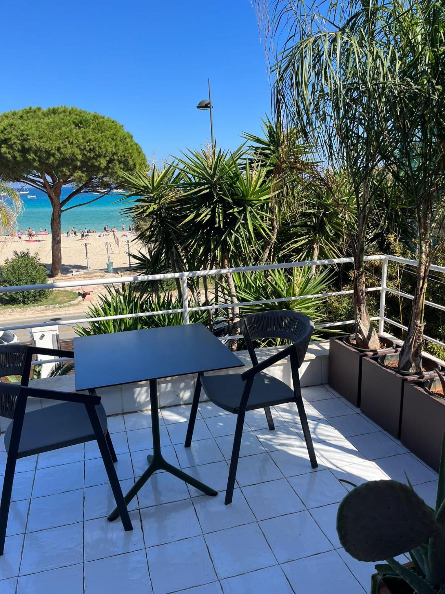 Junior Suite with Sea View - Photo 5
