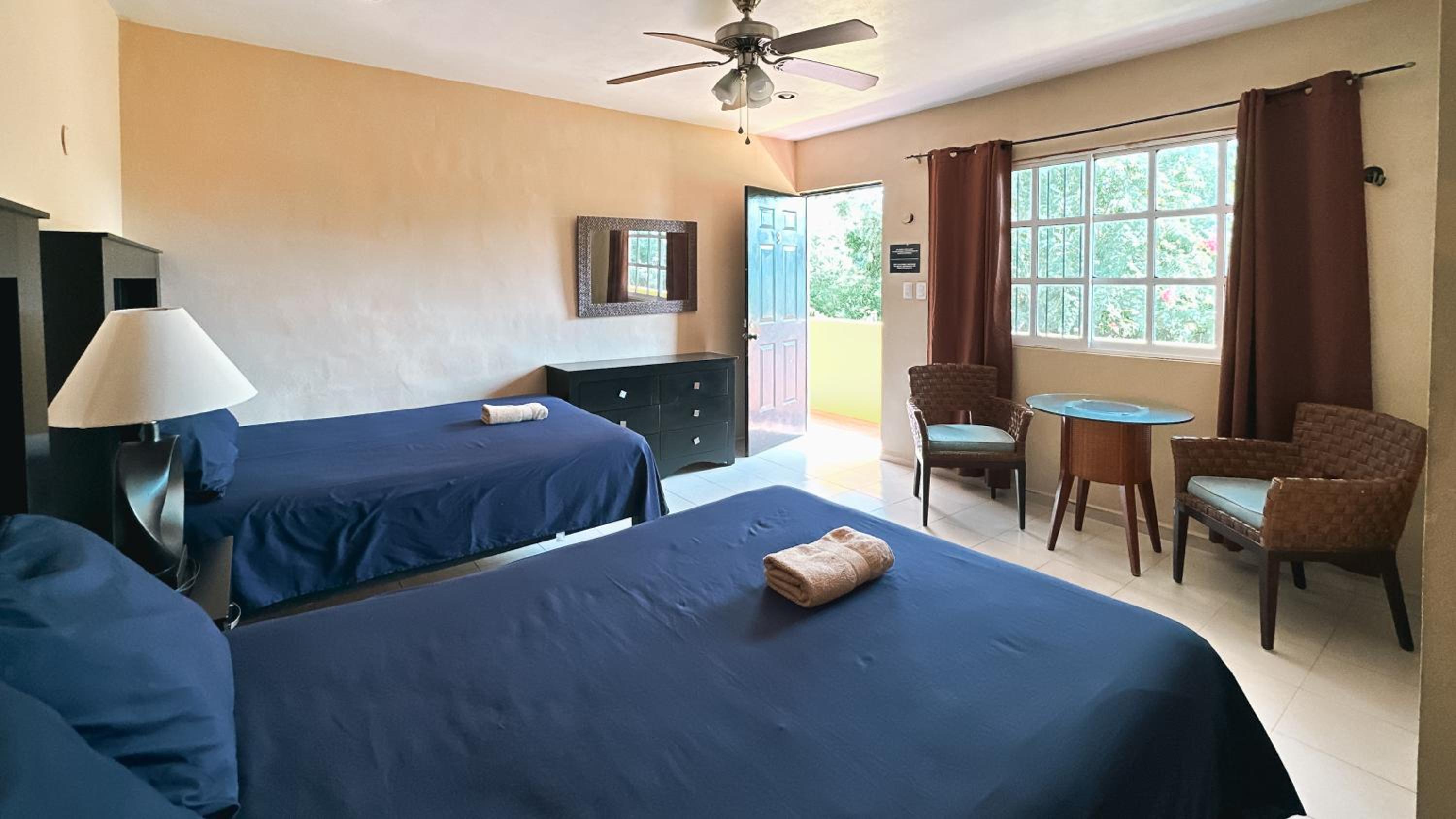 Standard Double Room with Two Double Beds photo 3