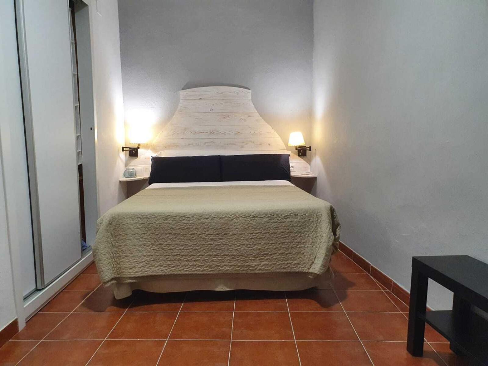 One-Bedroom Family Apartment - Photo 7