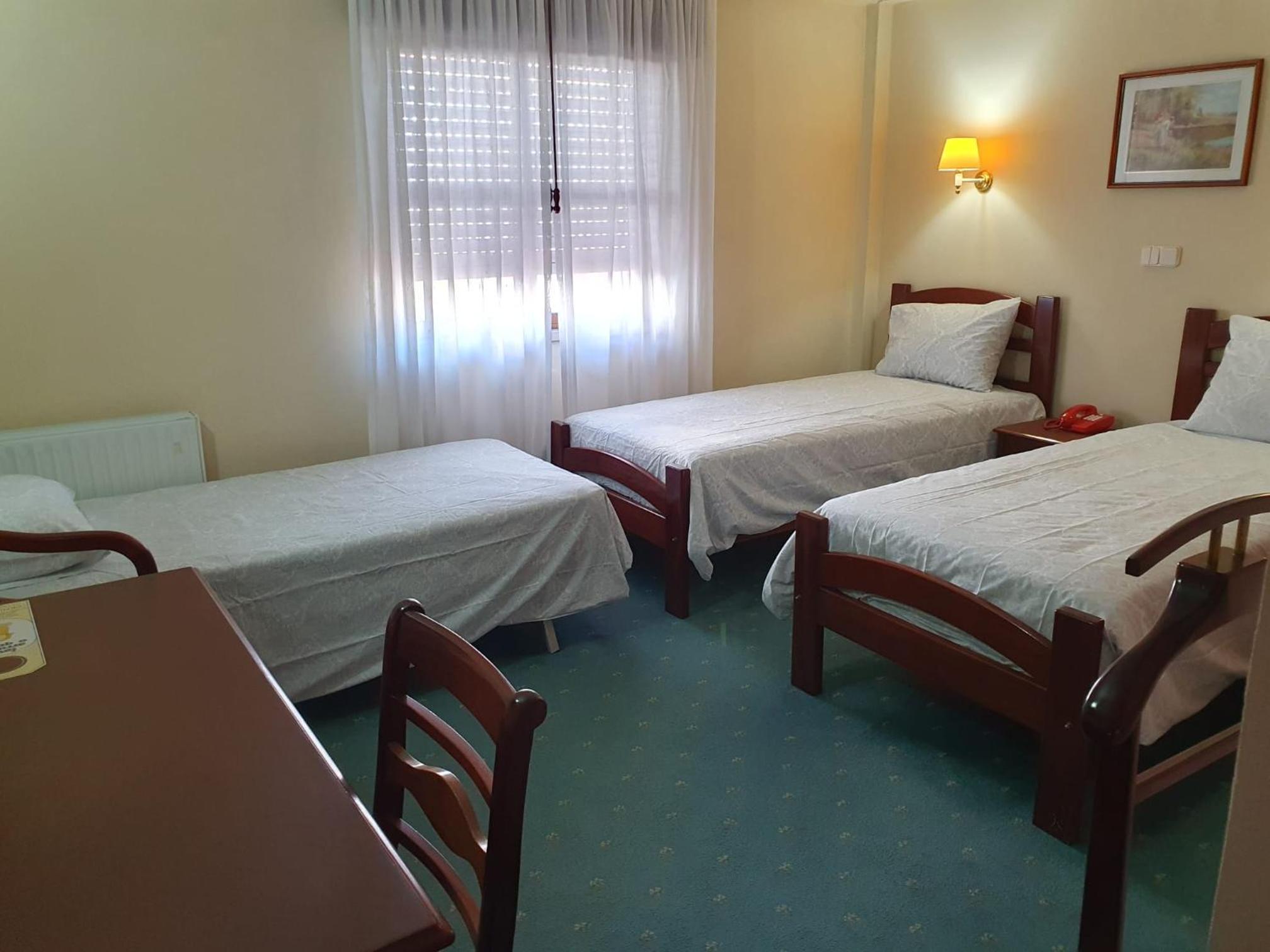 Basic Triple Room