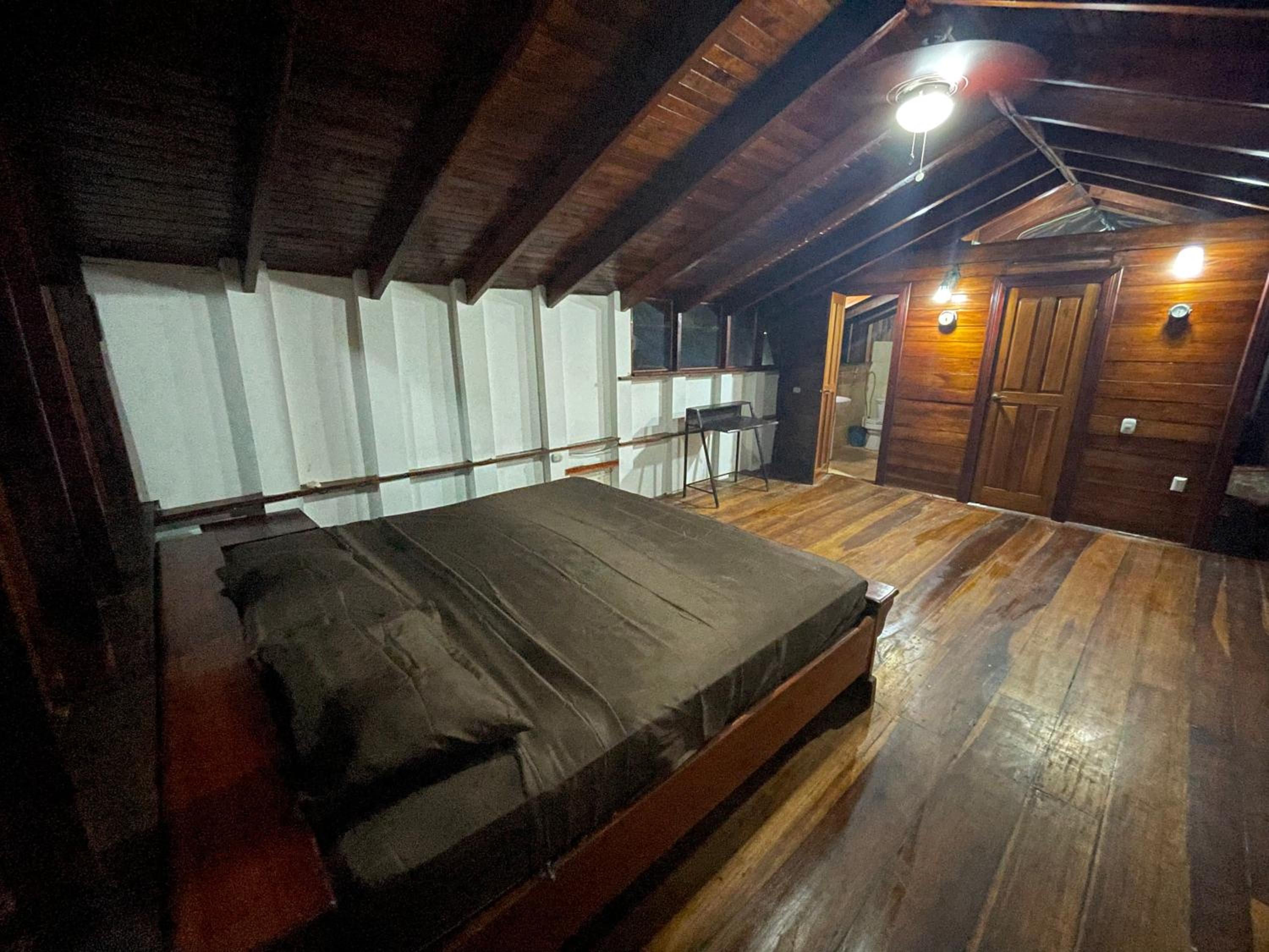 Deluxe Double Room with Balcony and Sea View