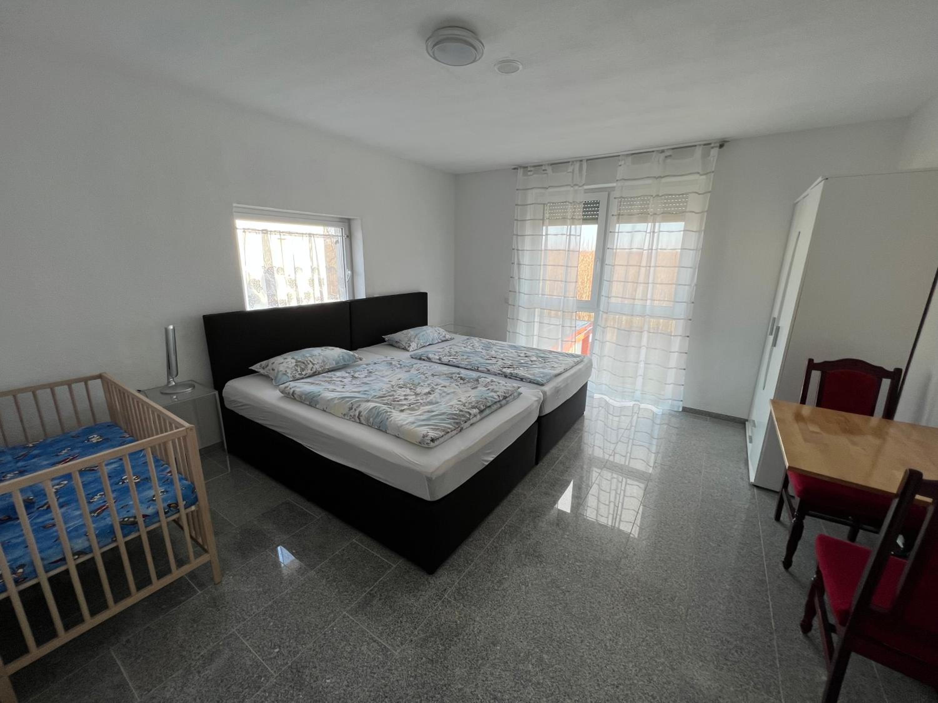 Four-Bedroom House photo 1