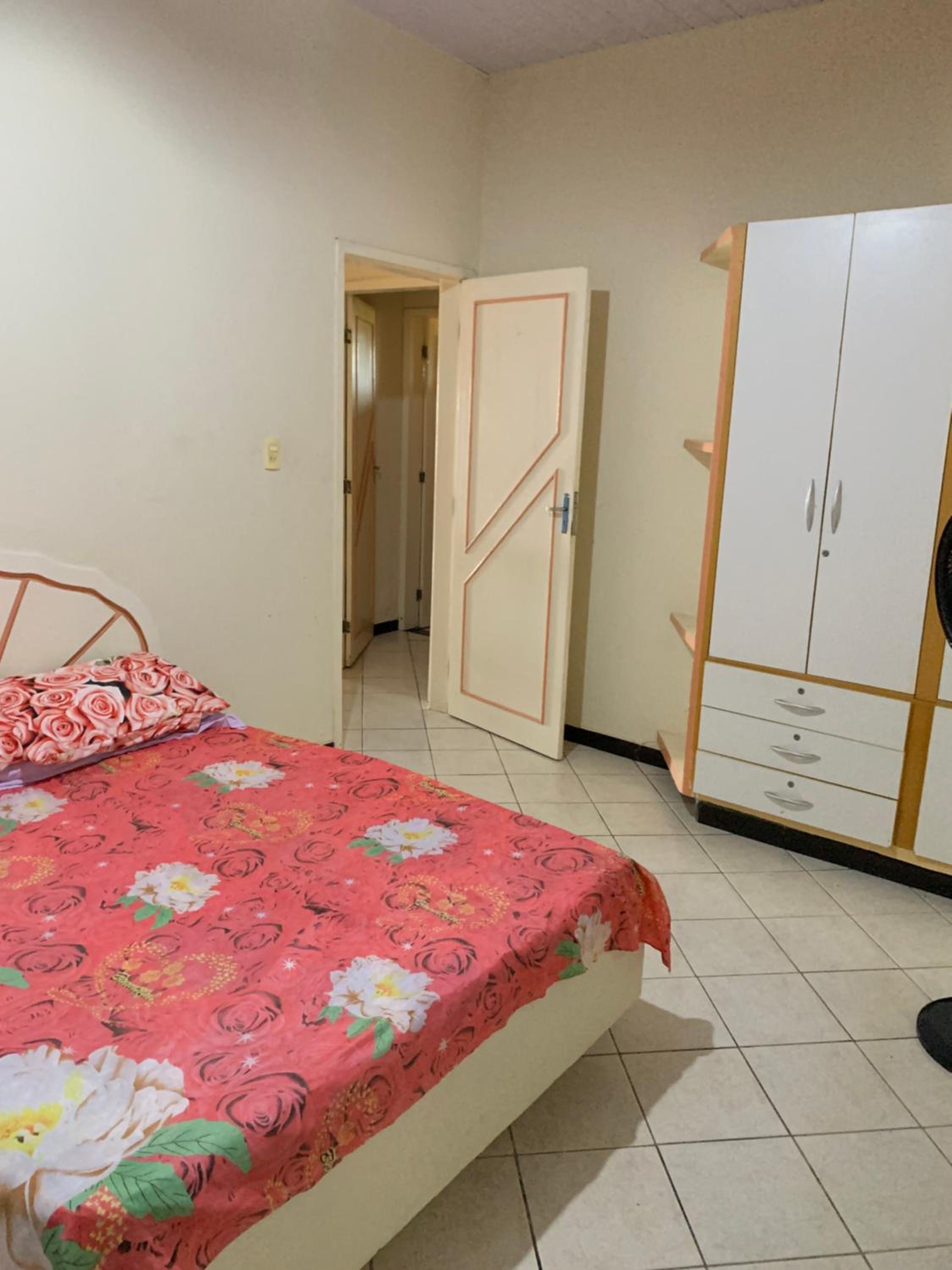 Four-Bedroom House photo 1