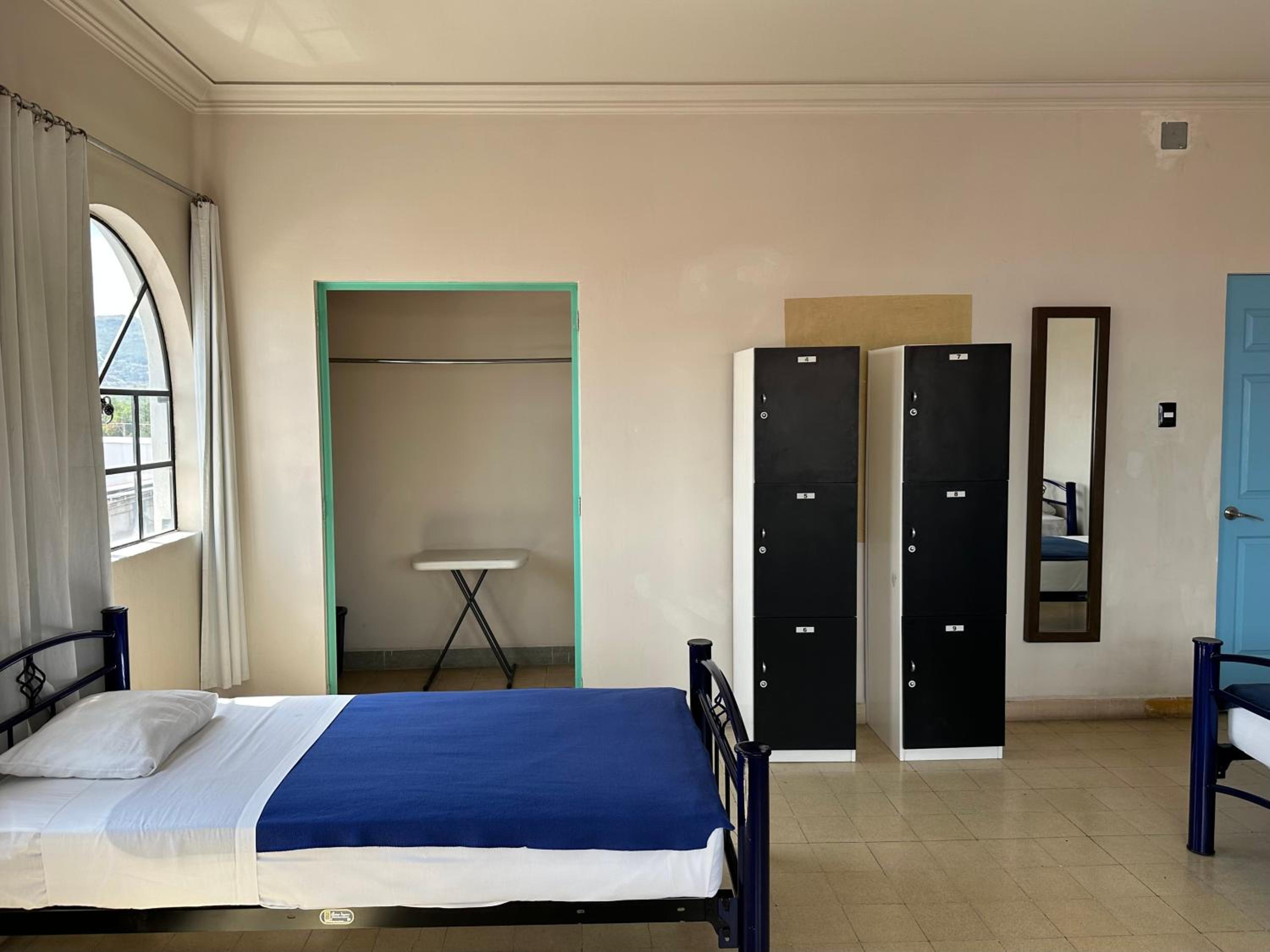 Bed in 4-Bed Female Dormitory Room photo 3