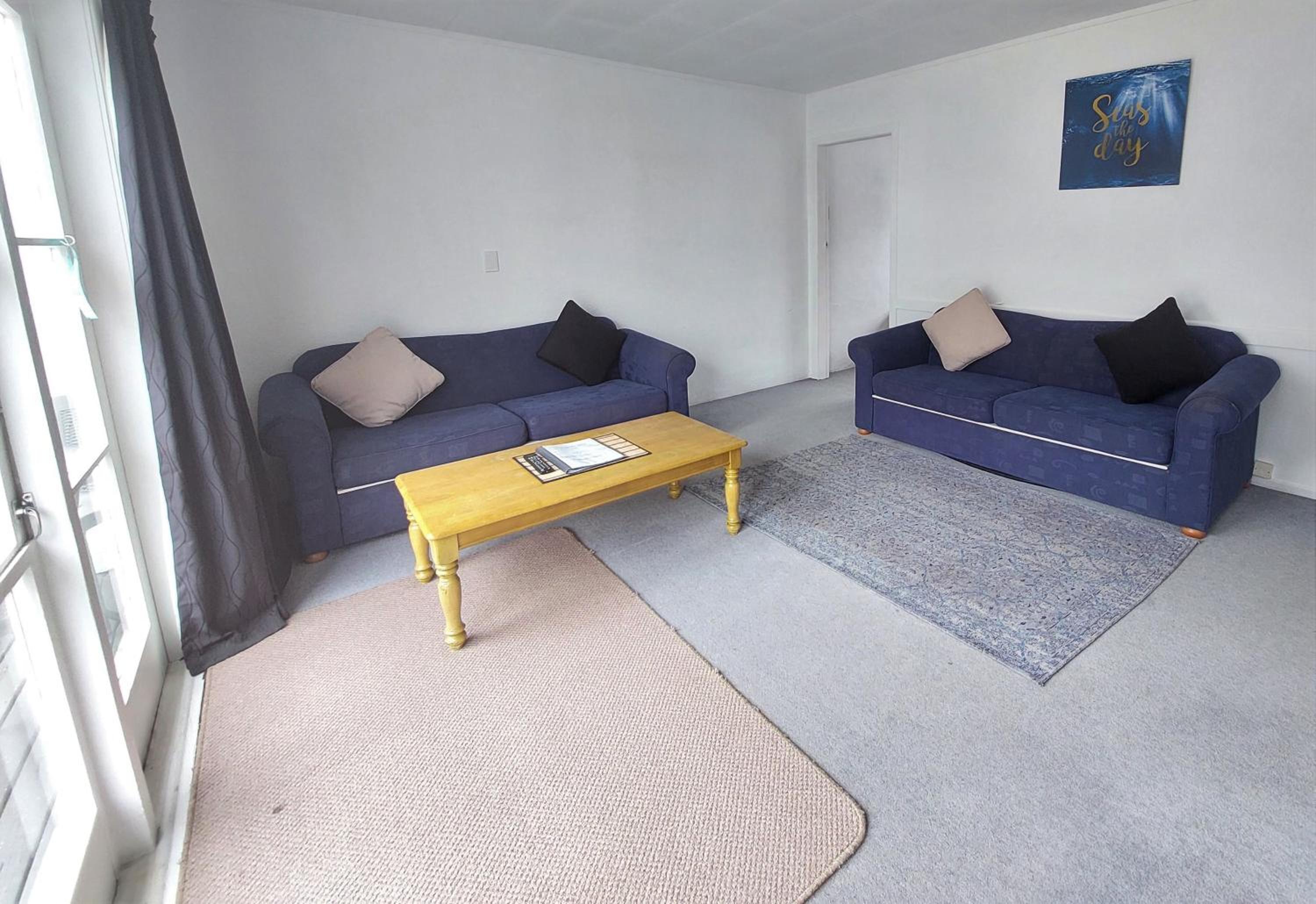 Family Room - Photo 3