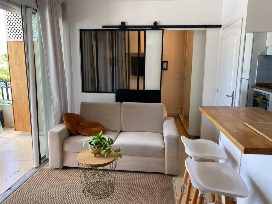 Apartment photo 2