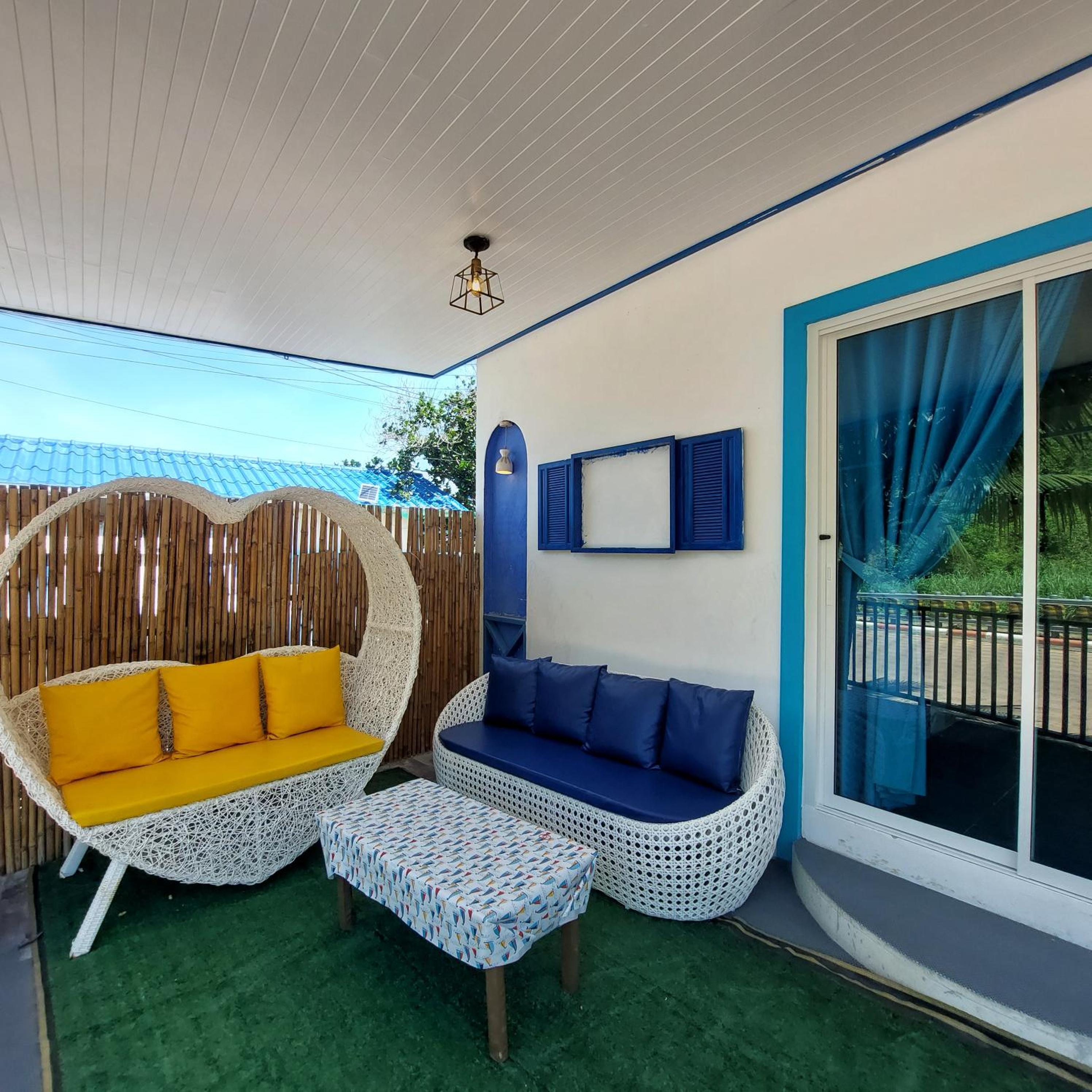 Quadruple Room with Terrace photo 3