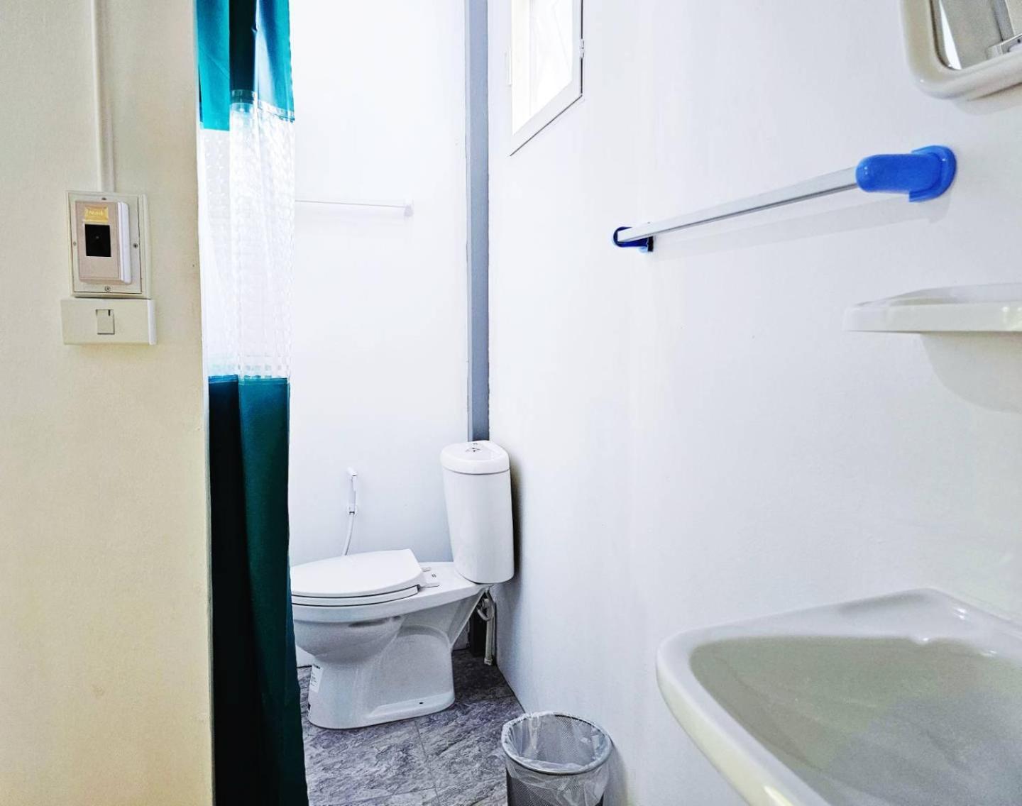 Standard Double Room with Fan photo 2