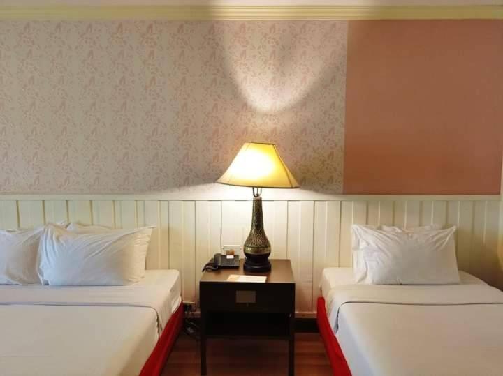 Deluxe Double Room photo 3