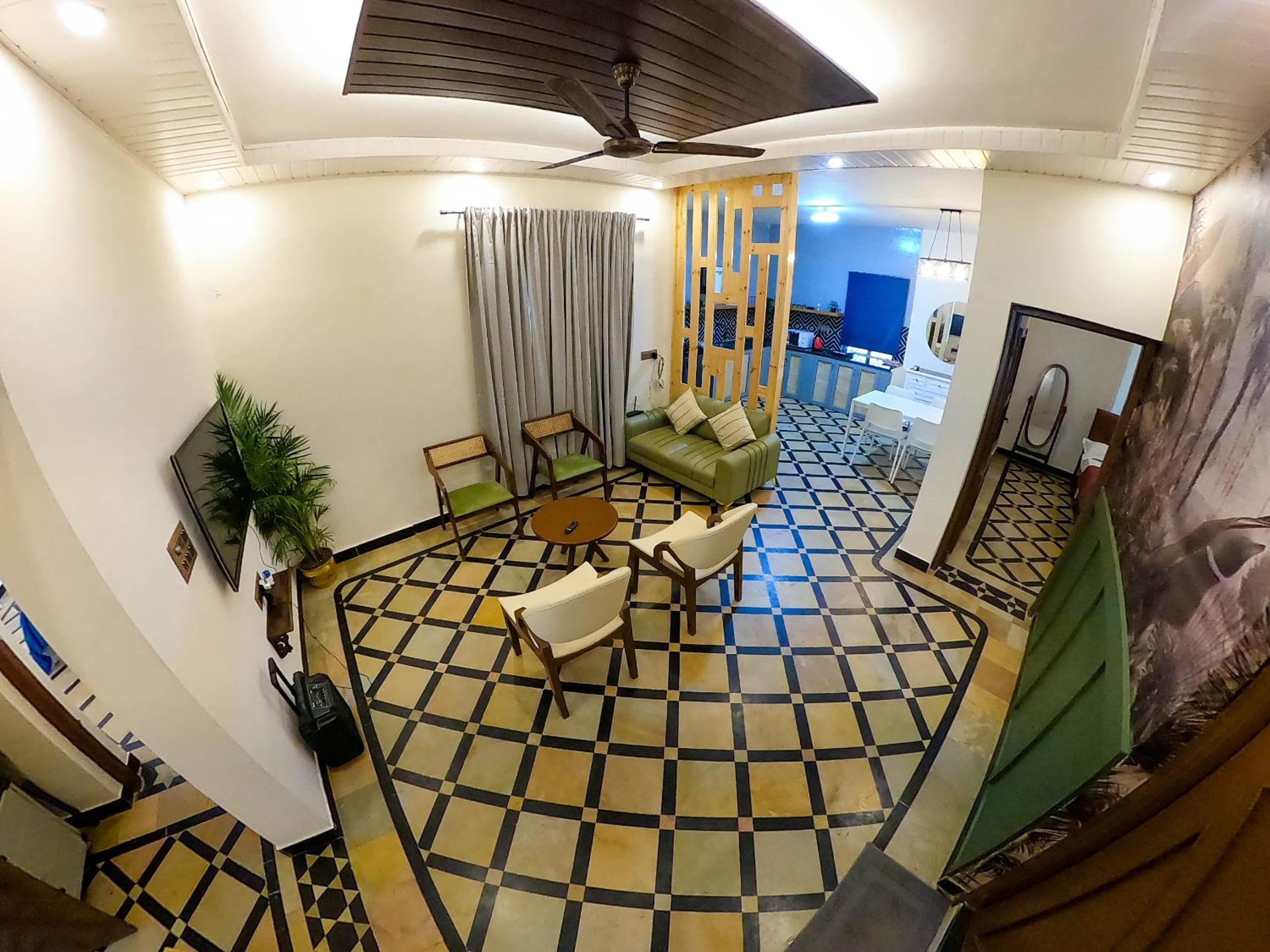 Three-Bedroom Villa photo 1