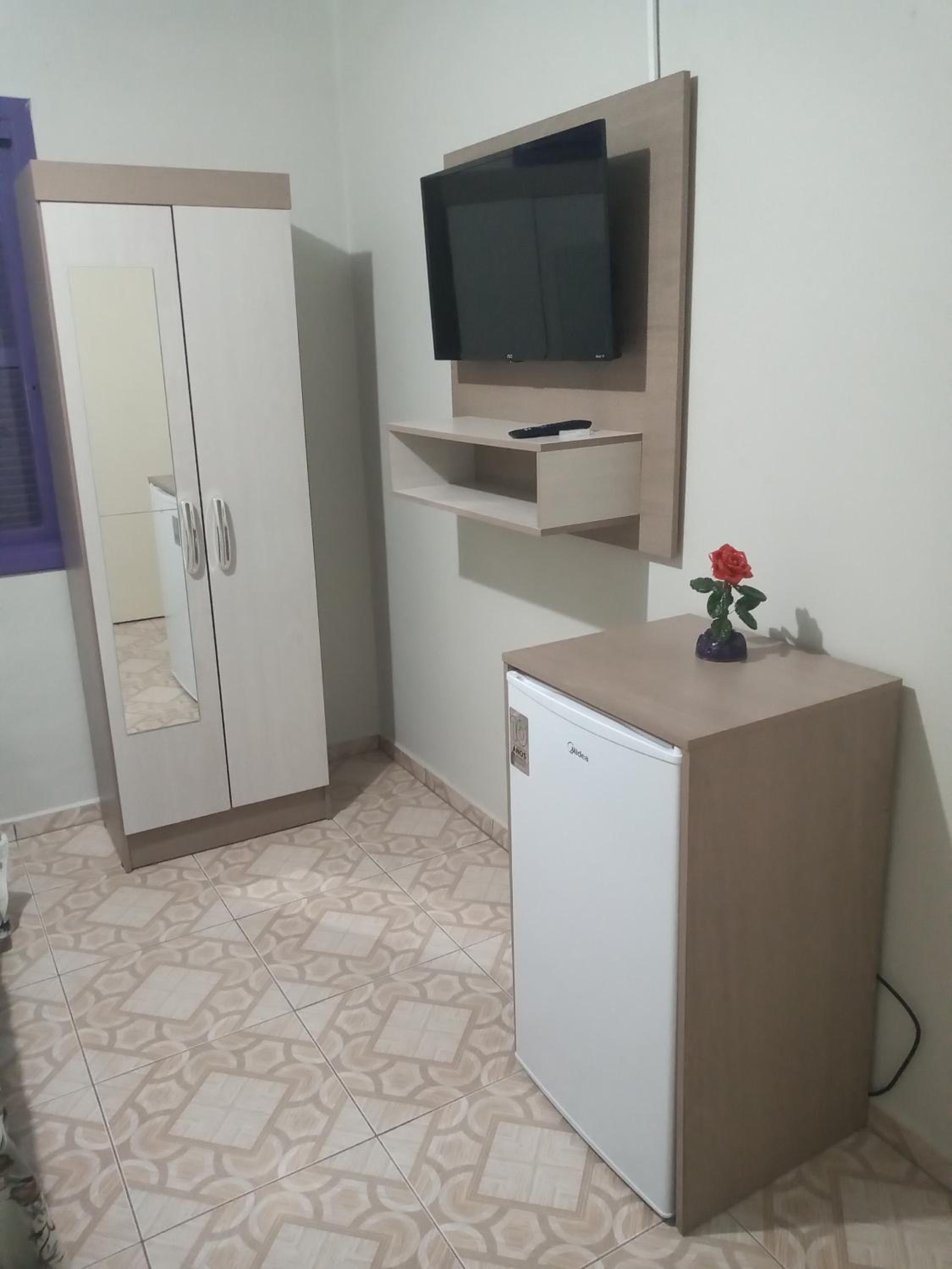 Standard Queen Room photo 3