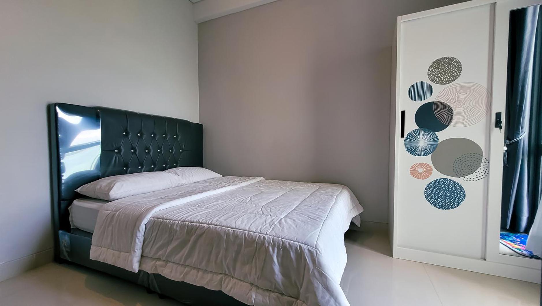 Deluxe Suite with Sea View - Photo 8